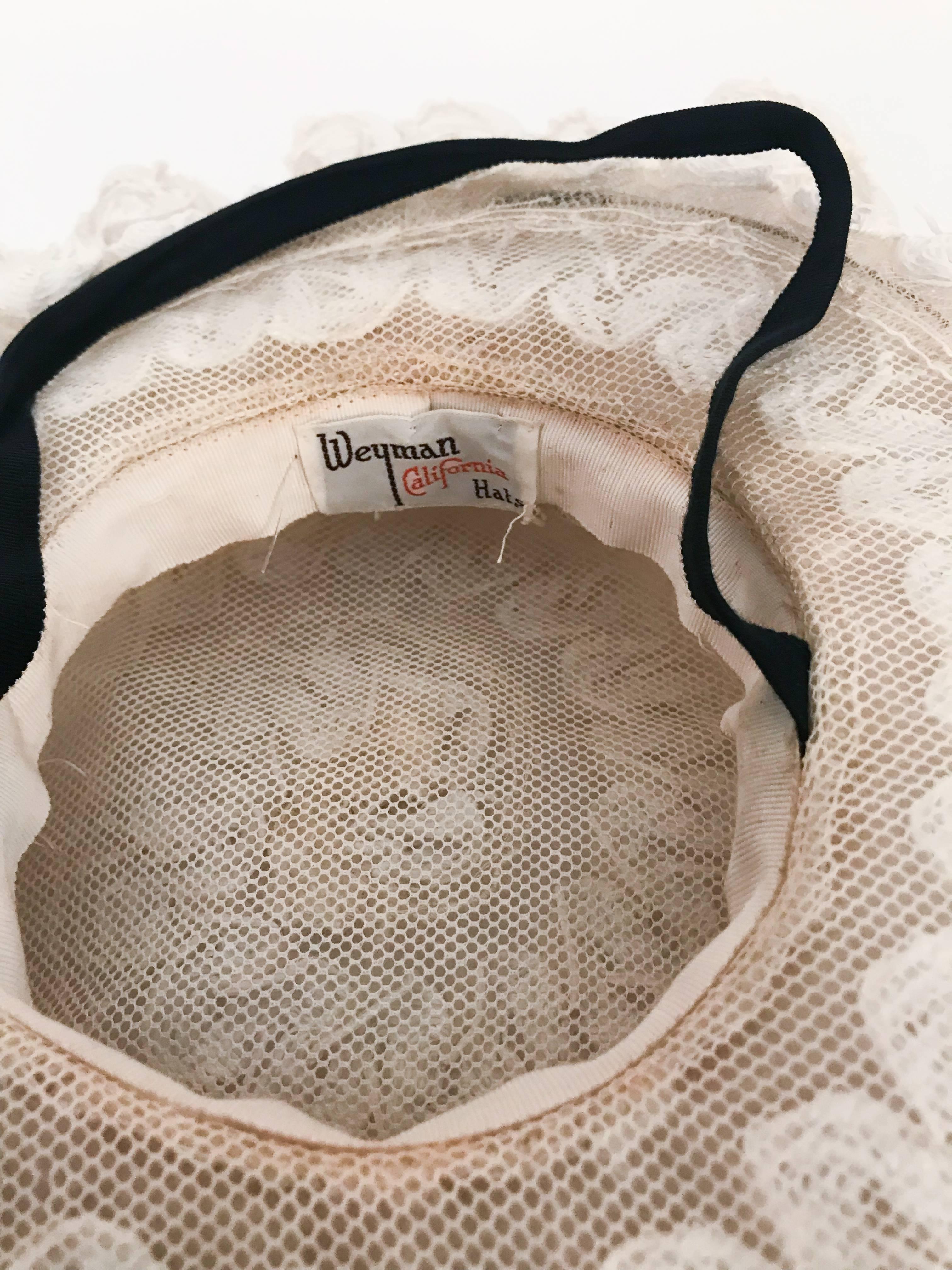 1950s White Lace & Horsehair Hat In Good Condition In San Francisco, CA