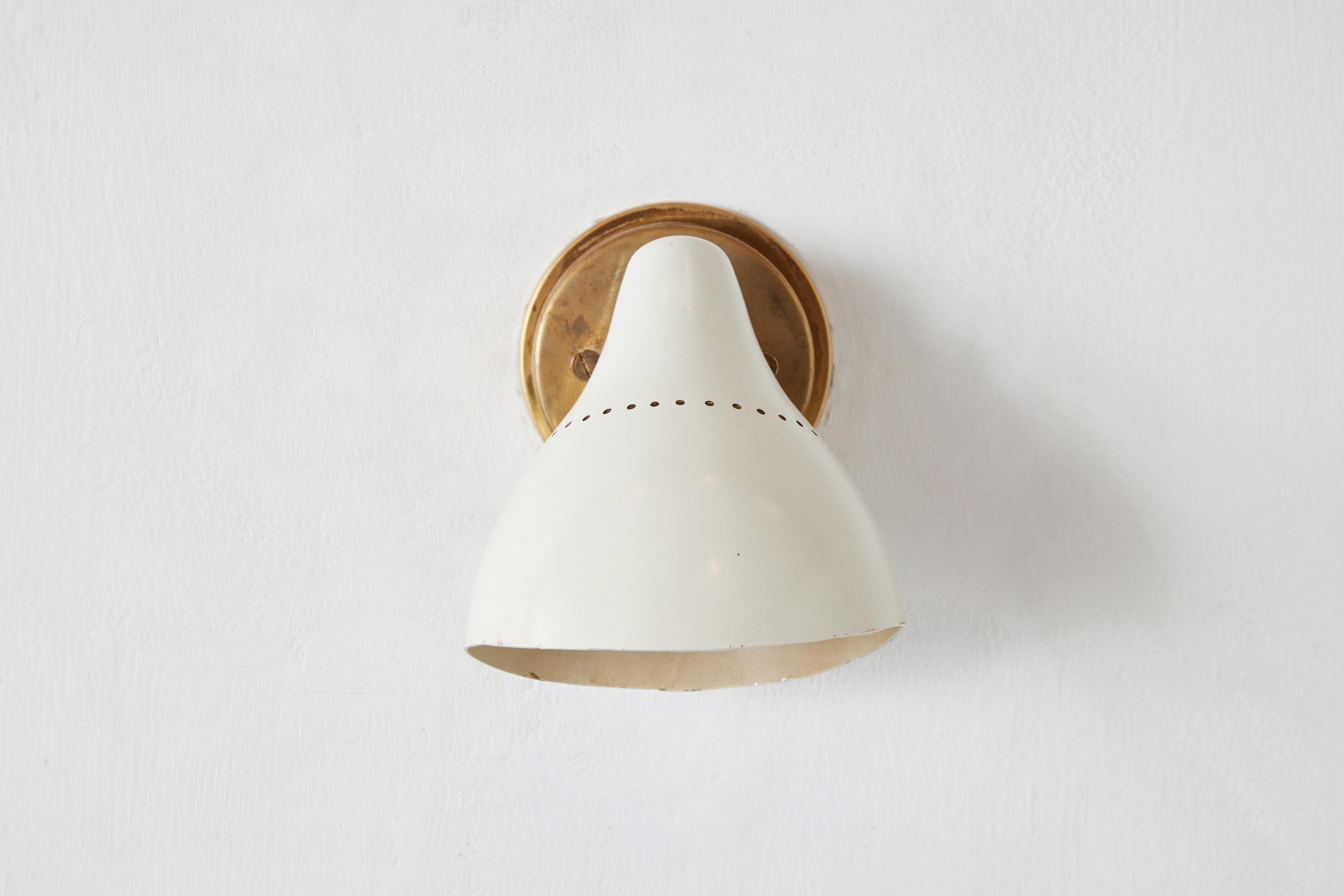 Mid-Century Modern 1950s White Perforated Metal & Brass Sconce by Stilnovo