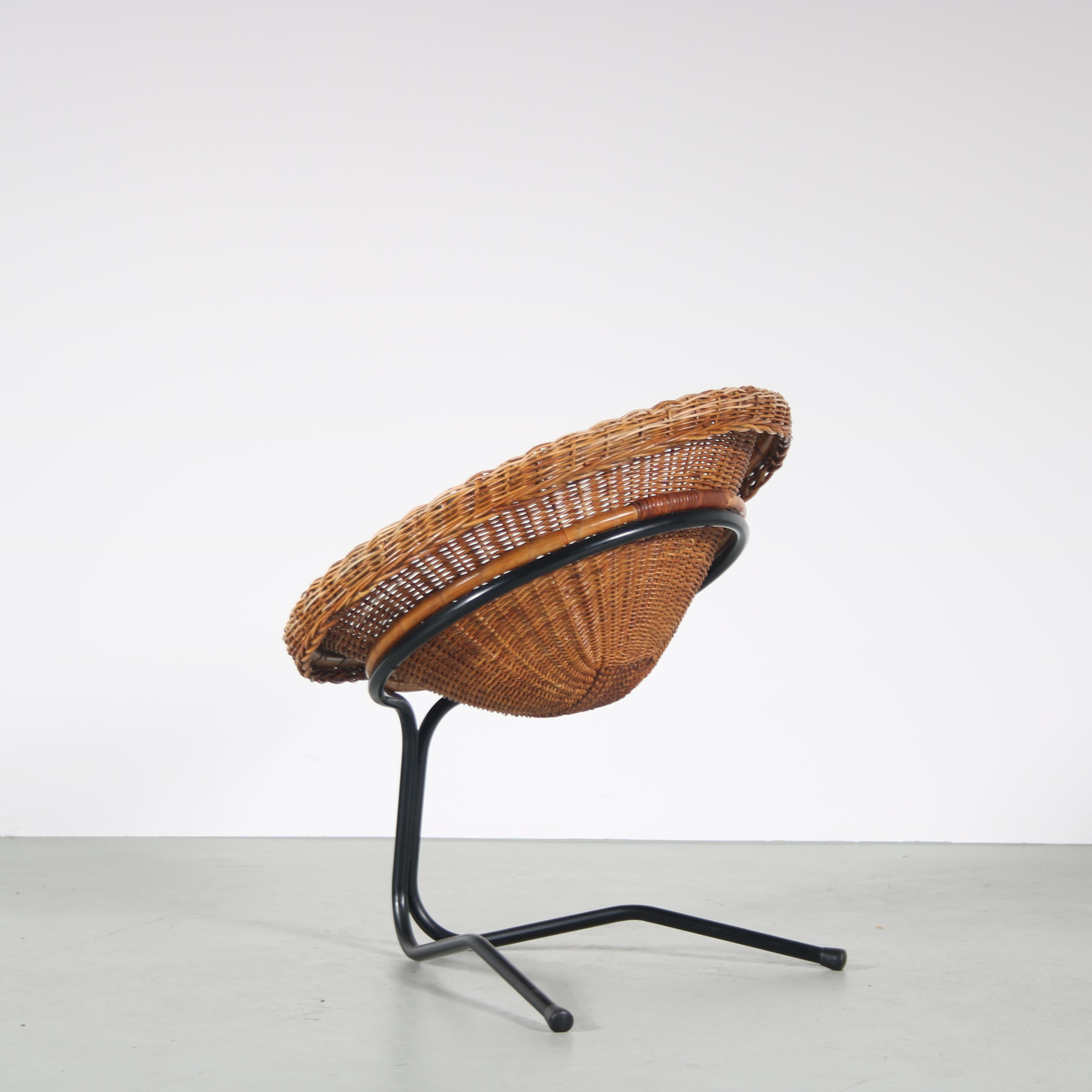 1950s Wicker chair by A. Bueno de Mesquita for Rohé, Netherlands In Good Condition In Amsterdam, NL