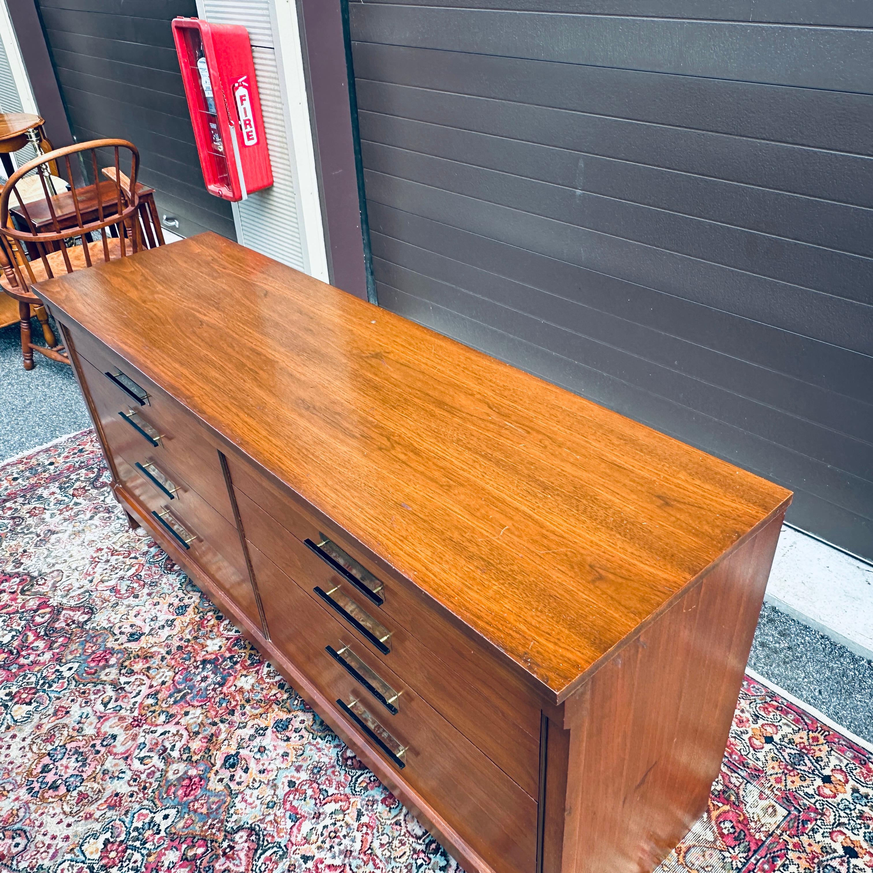 1950's Widdicomb Mid-Century Modern Mahogany & Brass Credenza or Lowboy Dresser For Sale 5