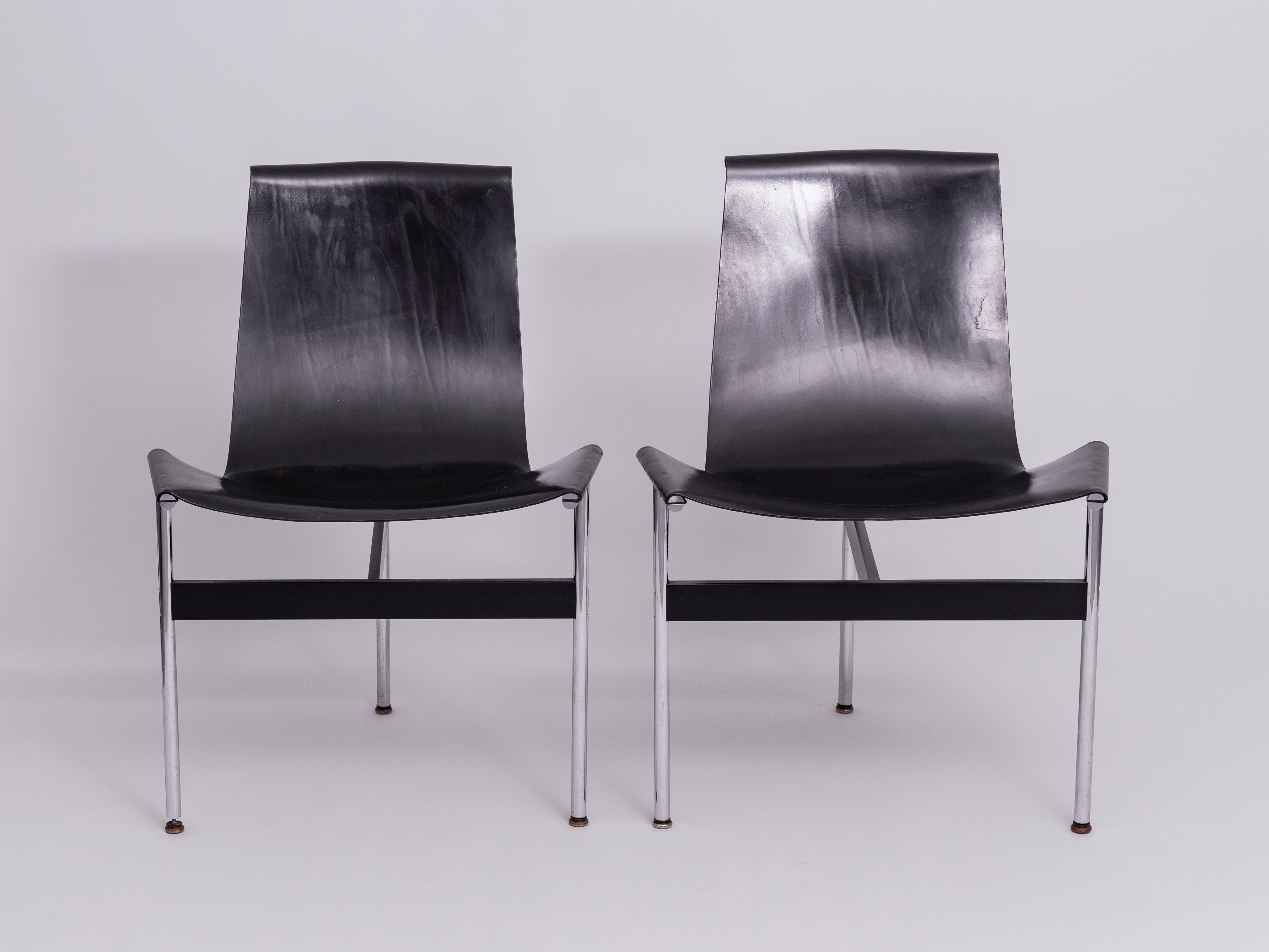 Chrome Plated Steel and Leather Chairs by Katavolos, Kelley, and Littell for Laverne International, USA, 1952

Available: Six Chairs 

These elegant three-legged chairs boast a delicate appearance. Curvaceous and sculptural, they feature exquisite