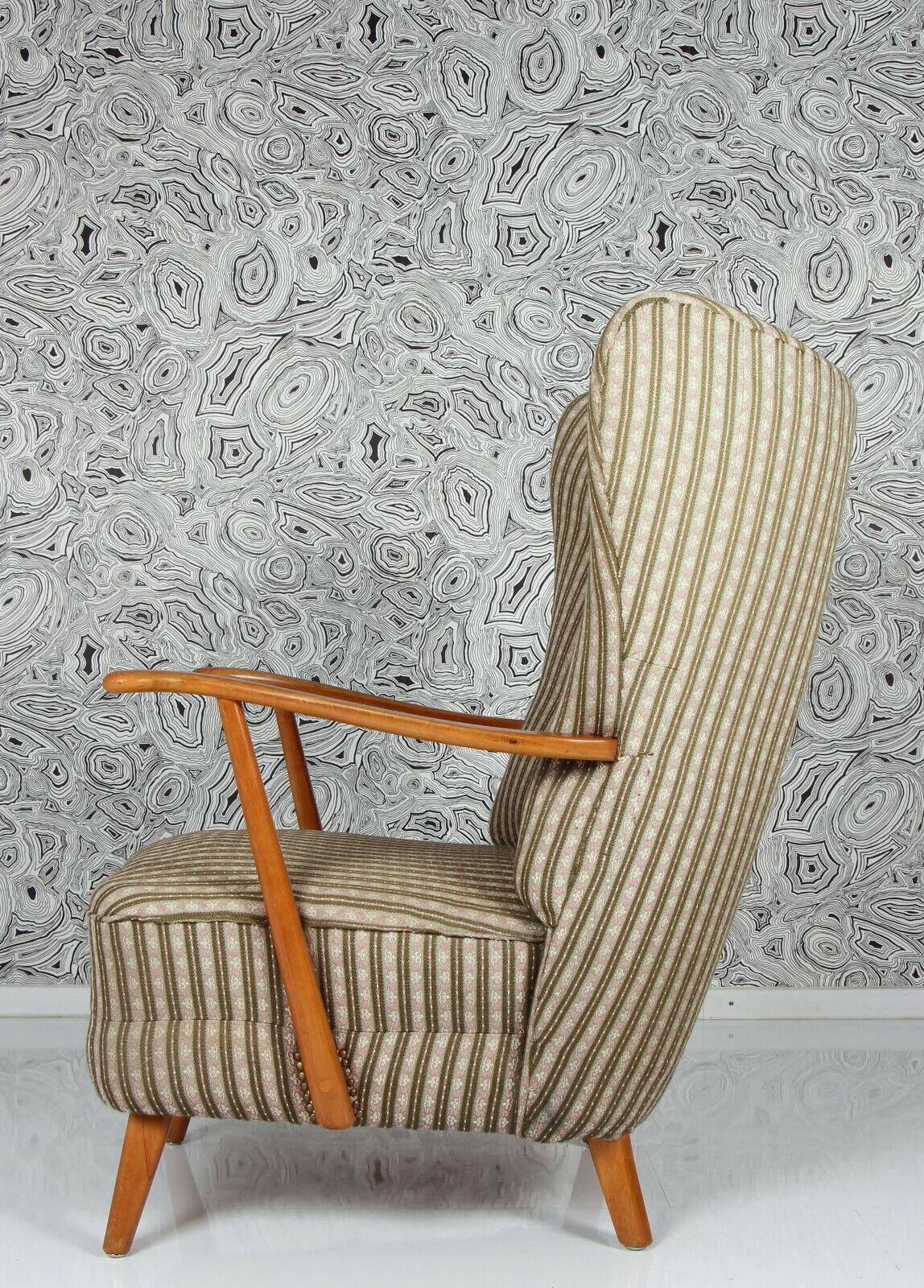 1950s wing back arm chair & ottoman extremely comfy solid make beech exc condit en vente 13
