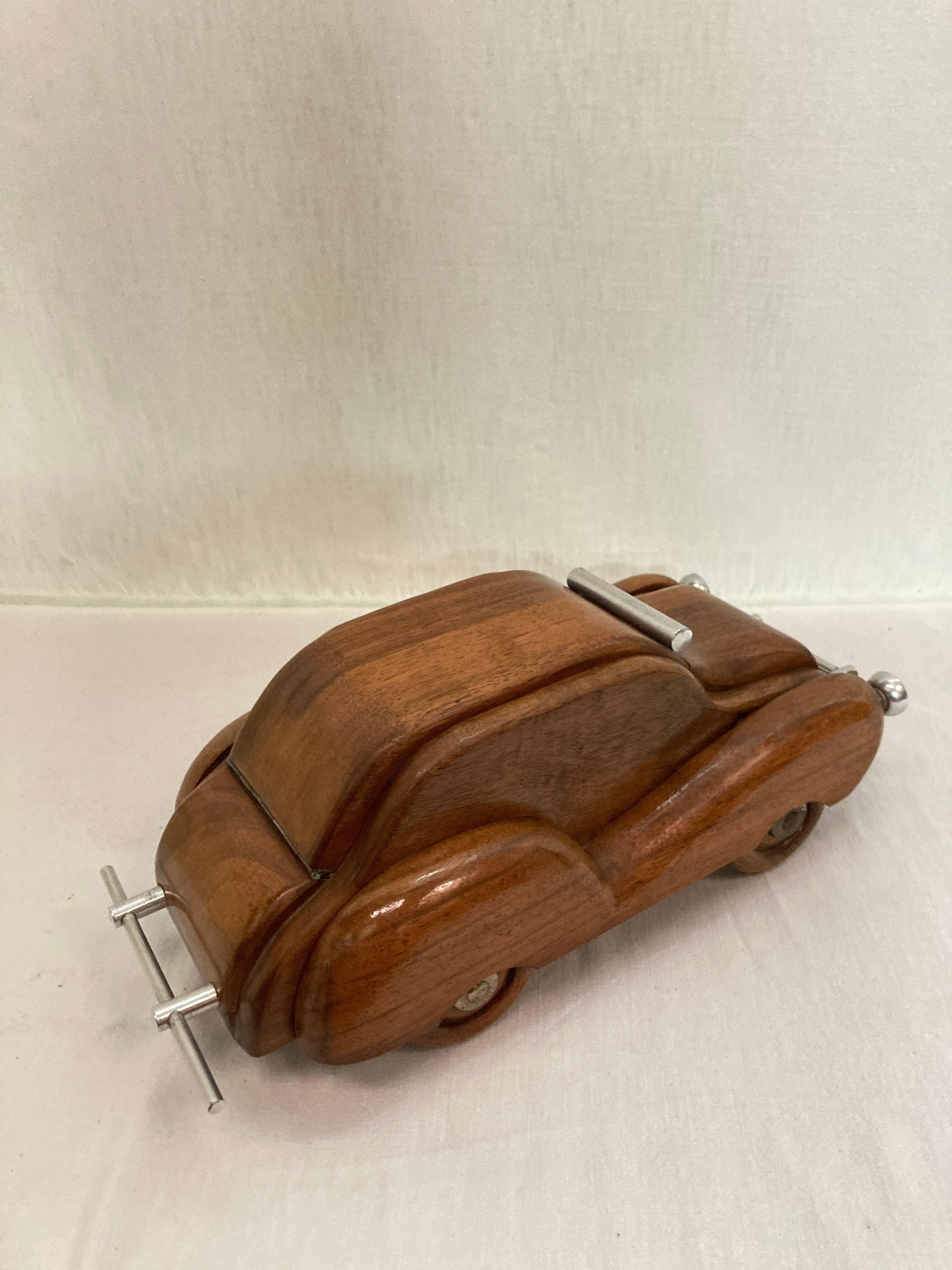 Coffre de voiture en bois des années 1950  Bon état - En vente à Bois-Colombes, FR