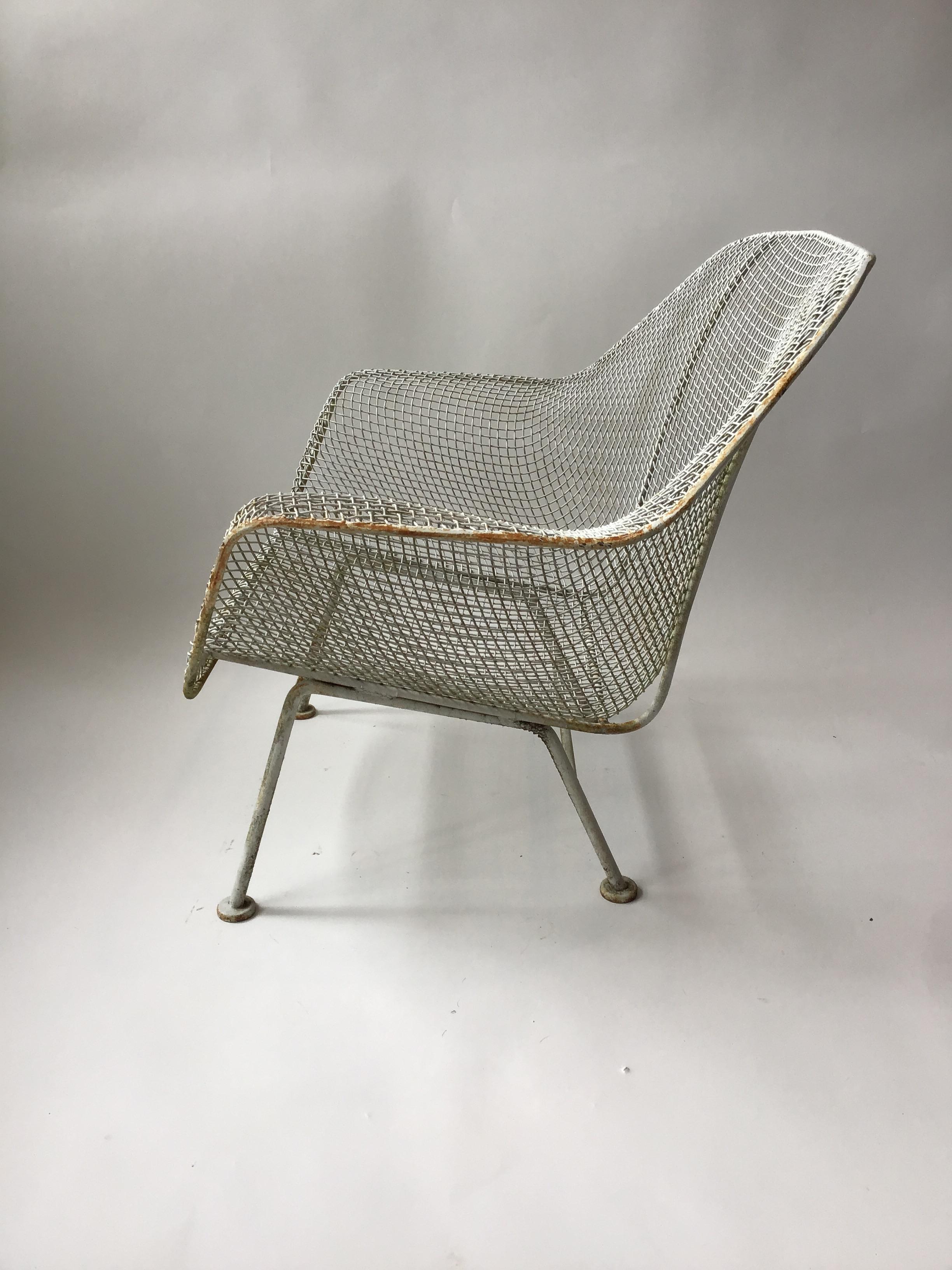 Mid-20th Century 1950s Woodard Sculptura Iron Mesh Lounge Chair