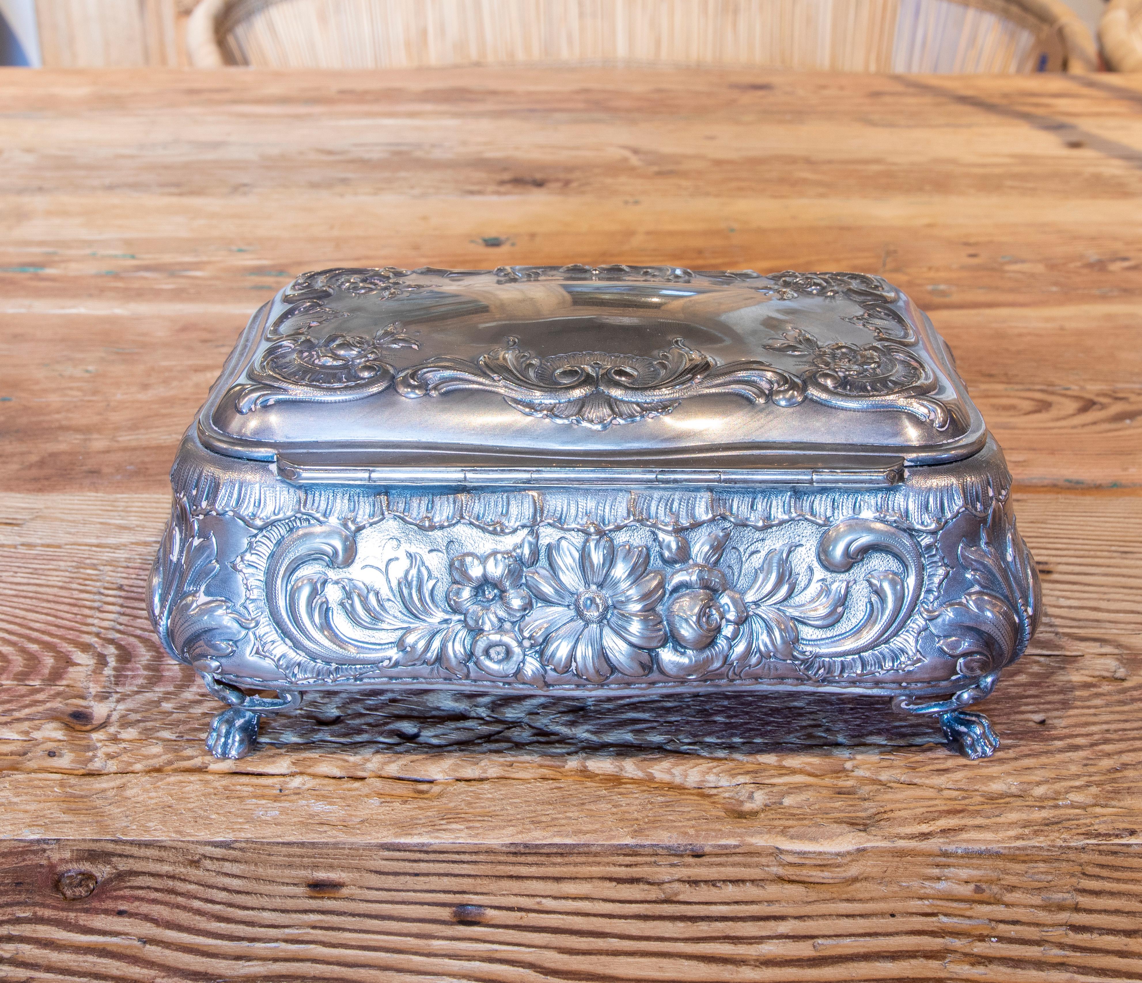 1950s Wooden Box with Silver Lined 800 Thousandth Silver Frame For Sale 1