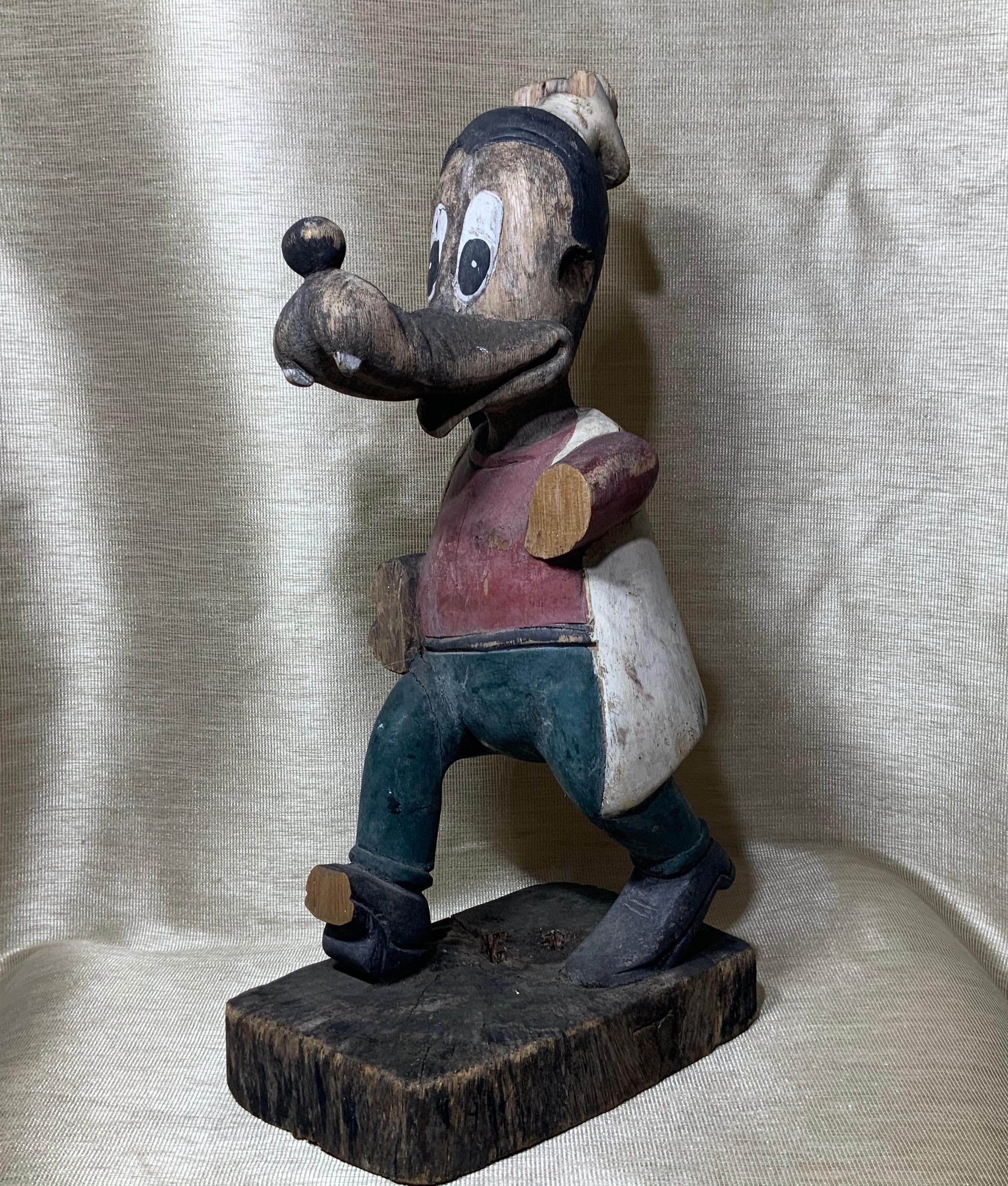 goofy statue