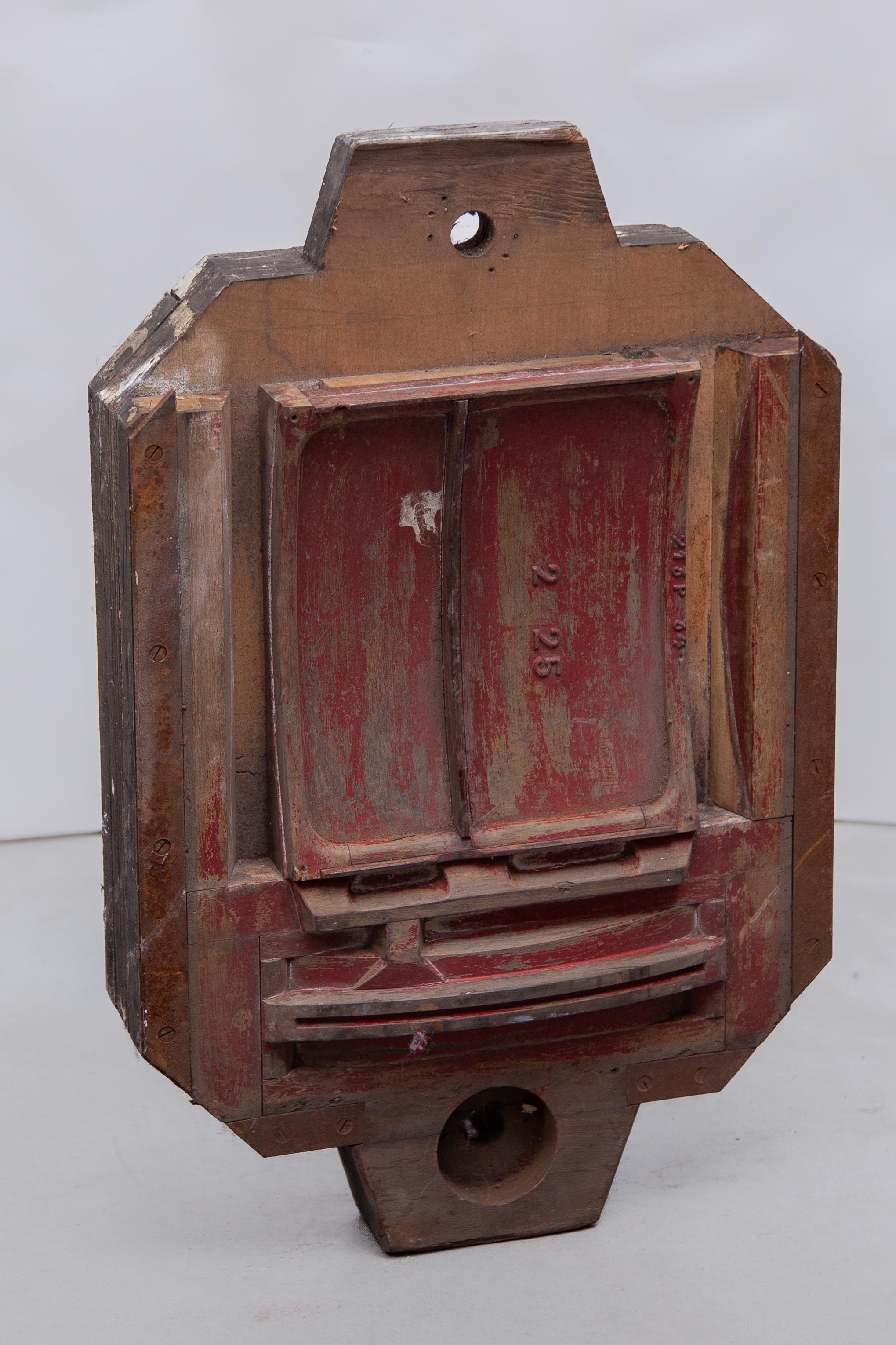 Fatto a mano Sculture in legno anni '50 Fonderia industriale per parti di auto stampate, set di quattro pezzi in vendita