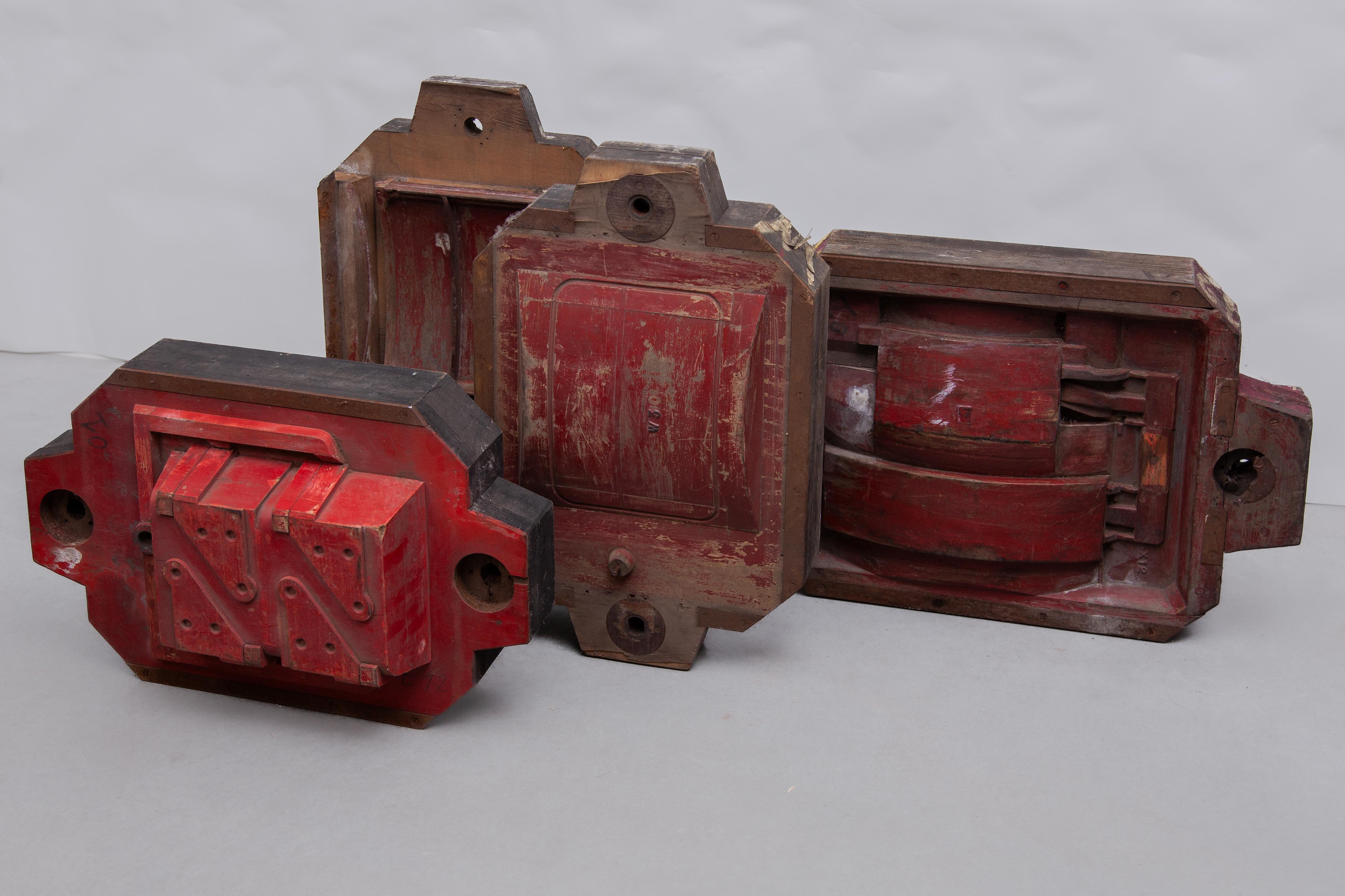 Sculture in legno anni '50 Fonderia industriale per parti di auto stampate, set di quattro pezzi In condizioni buone in vendita a Antwerp, BE