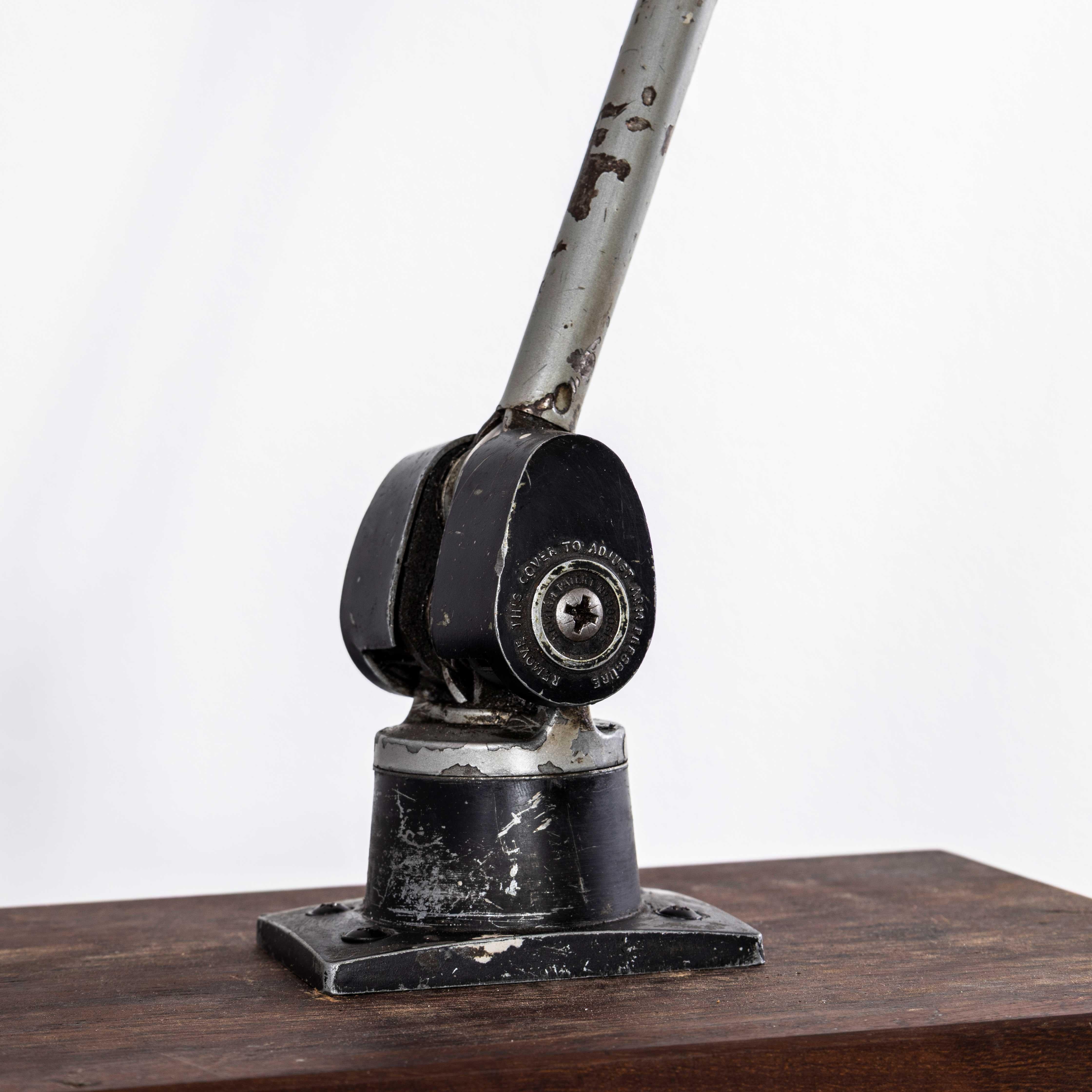 1950's Workshop Task Lamp BHI Lo-Vo-Lite In Good Condition For Sale In Hook, Hampshire