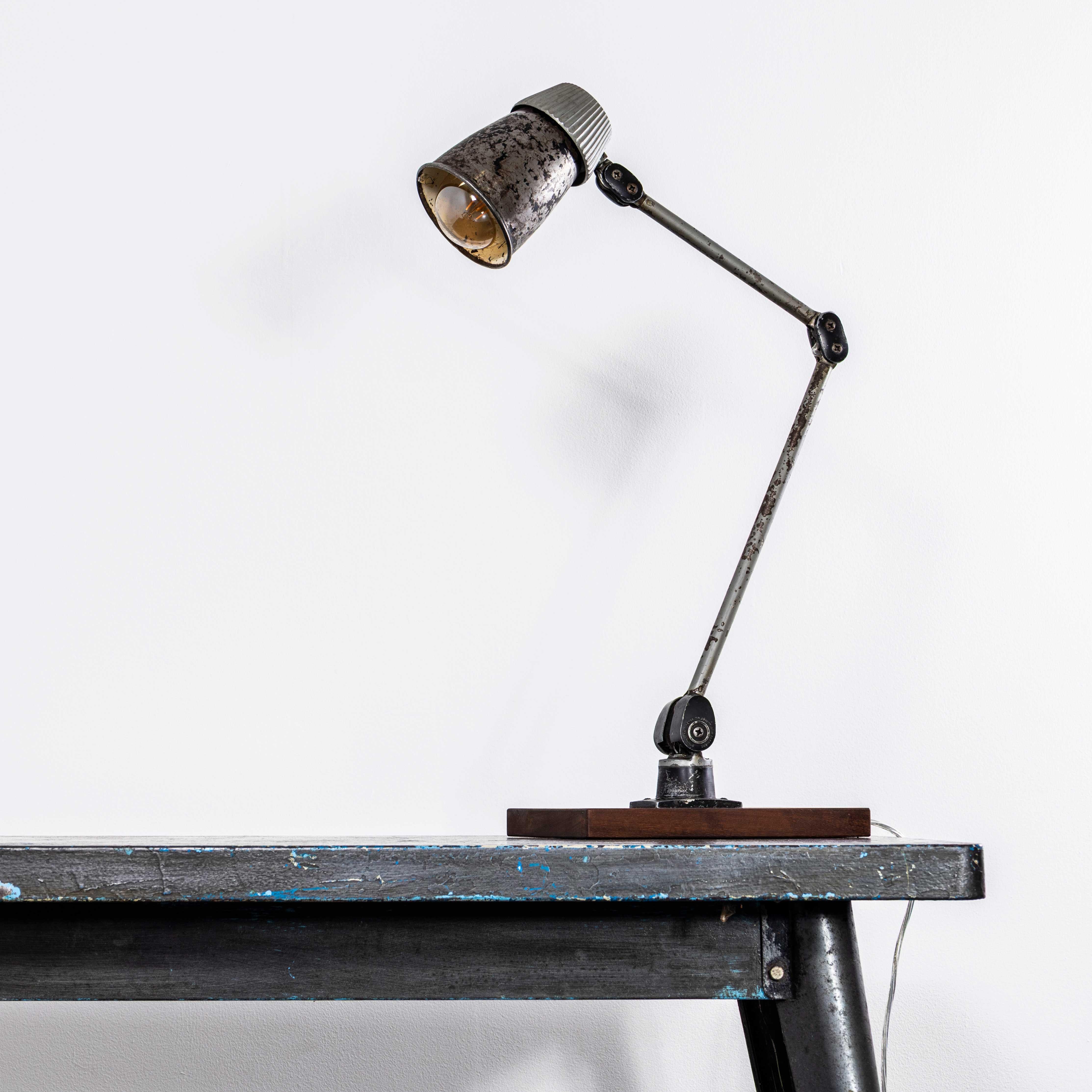 1950's Workshop Task Lamp BHI Lo-Vo-Lite For Sale 3