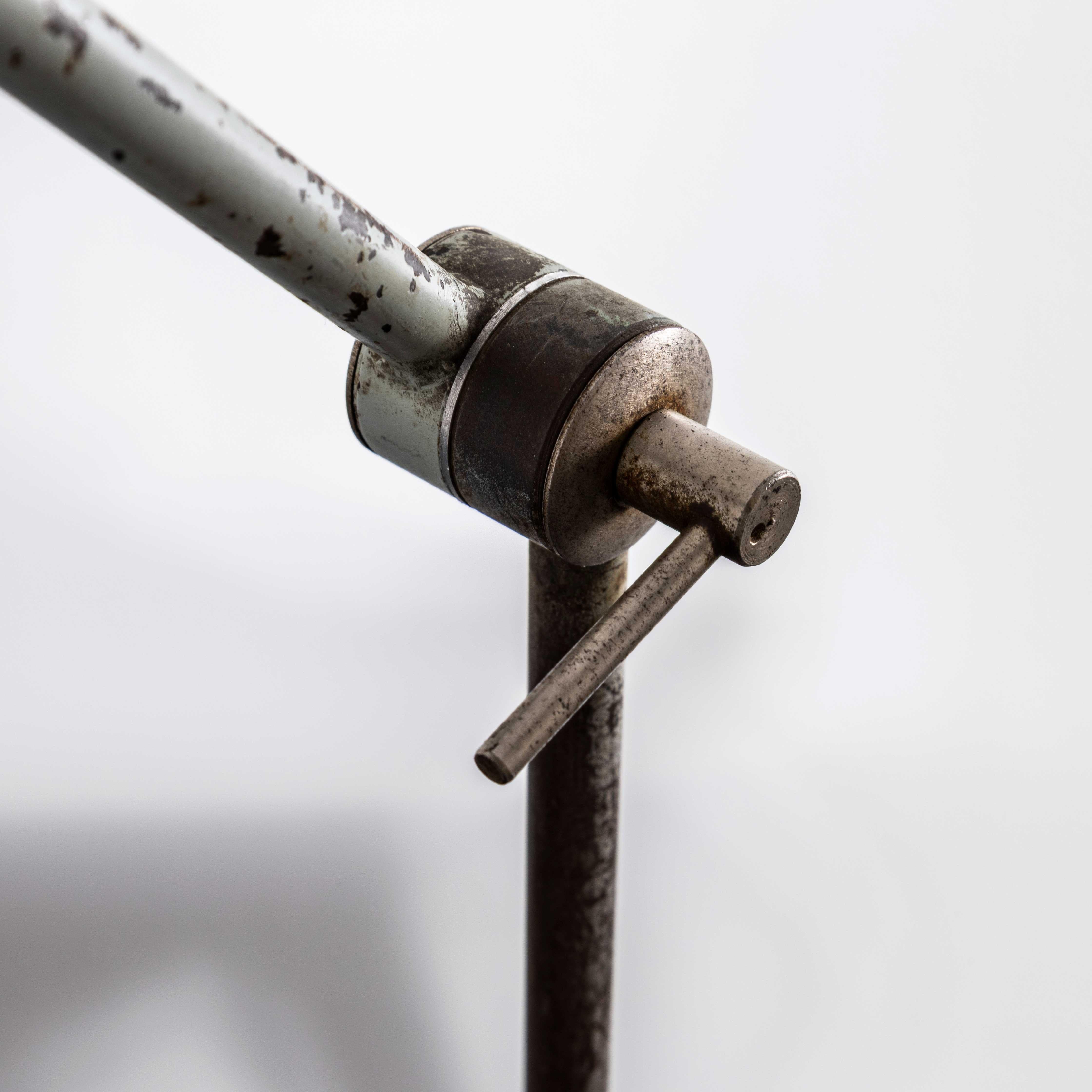 1950er Werkstatt-Arbeitsleuchte von Invisiflex (Aluminium) im Angebot