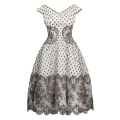 Retro 1950s Worth Couture Ivory And Fawn Lace Net Dress With Petticoat