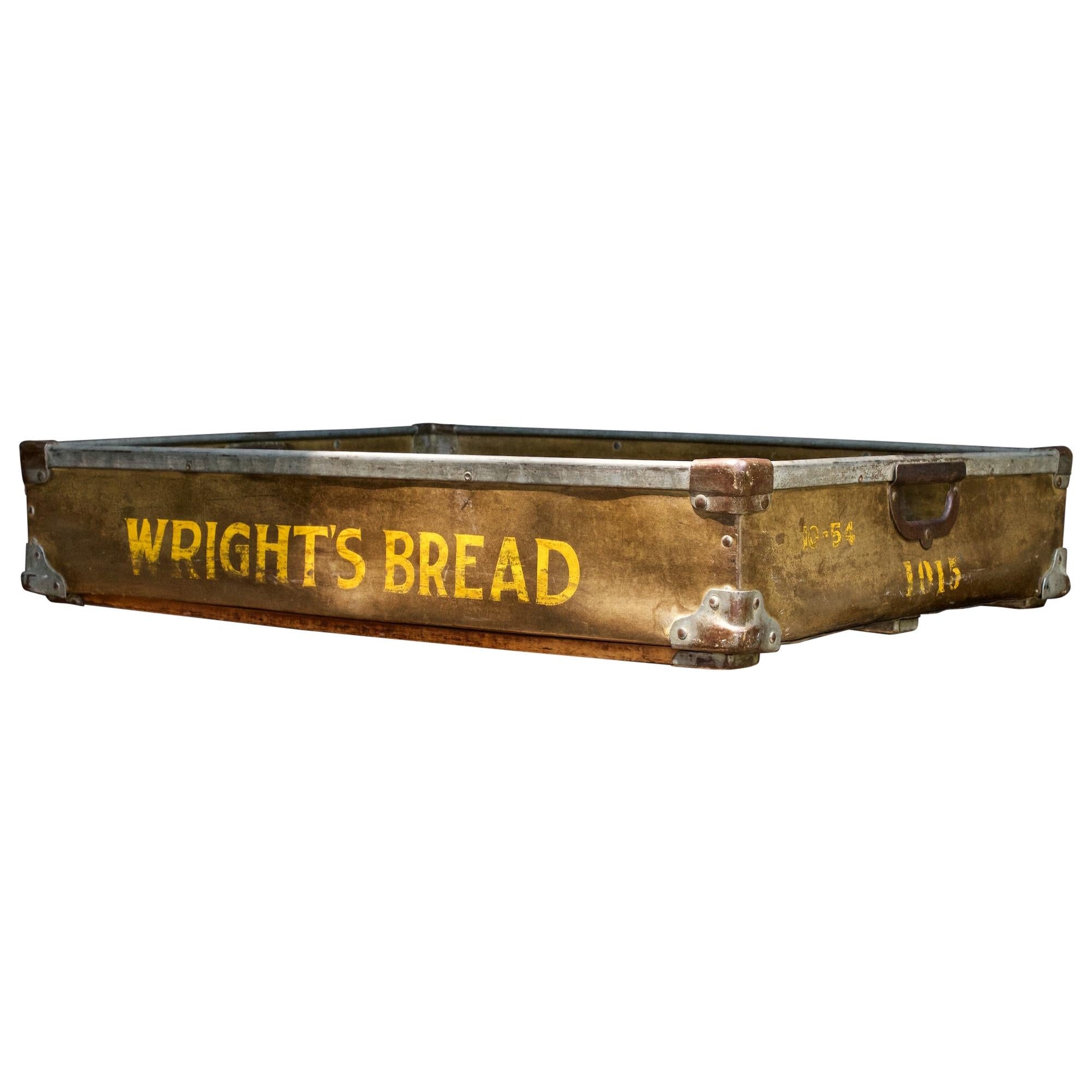Plateau panier de présentation industriel Vulcanized vintage Wrights Bread Crate en forme de boîte, années 1950