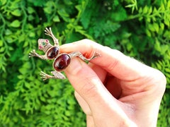 1950s Yellow Gold Cabochon Cut Frog Brooch with Emerald Ruby Garnet and Diamond