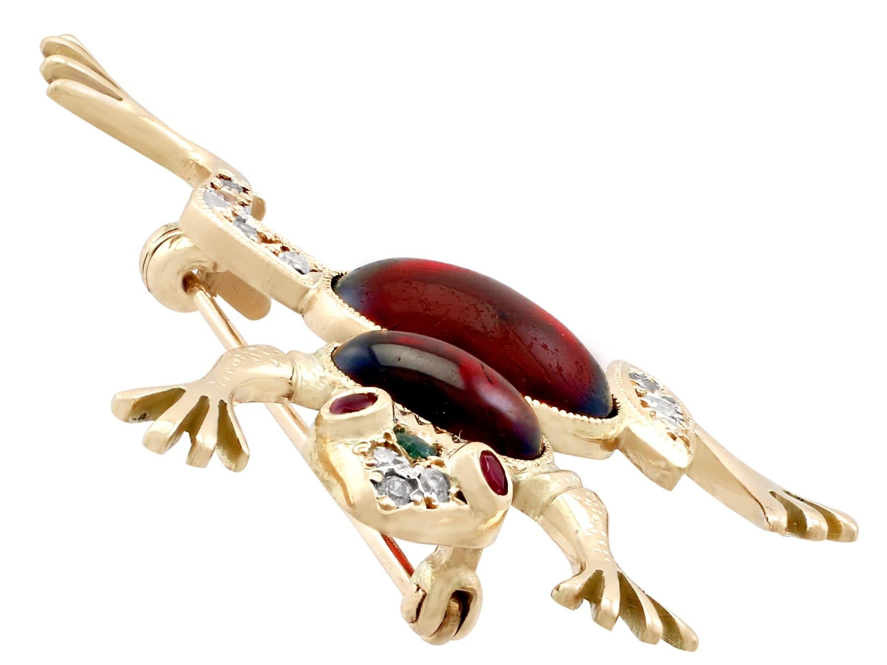 1950s Yellow Gold Cabochon Cut Frog Brooch with Emerald Ruby Garnet and Diamond In Excellent Condition For Sale In Jesmond, Newcastle Upon Tyne