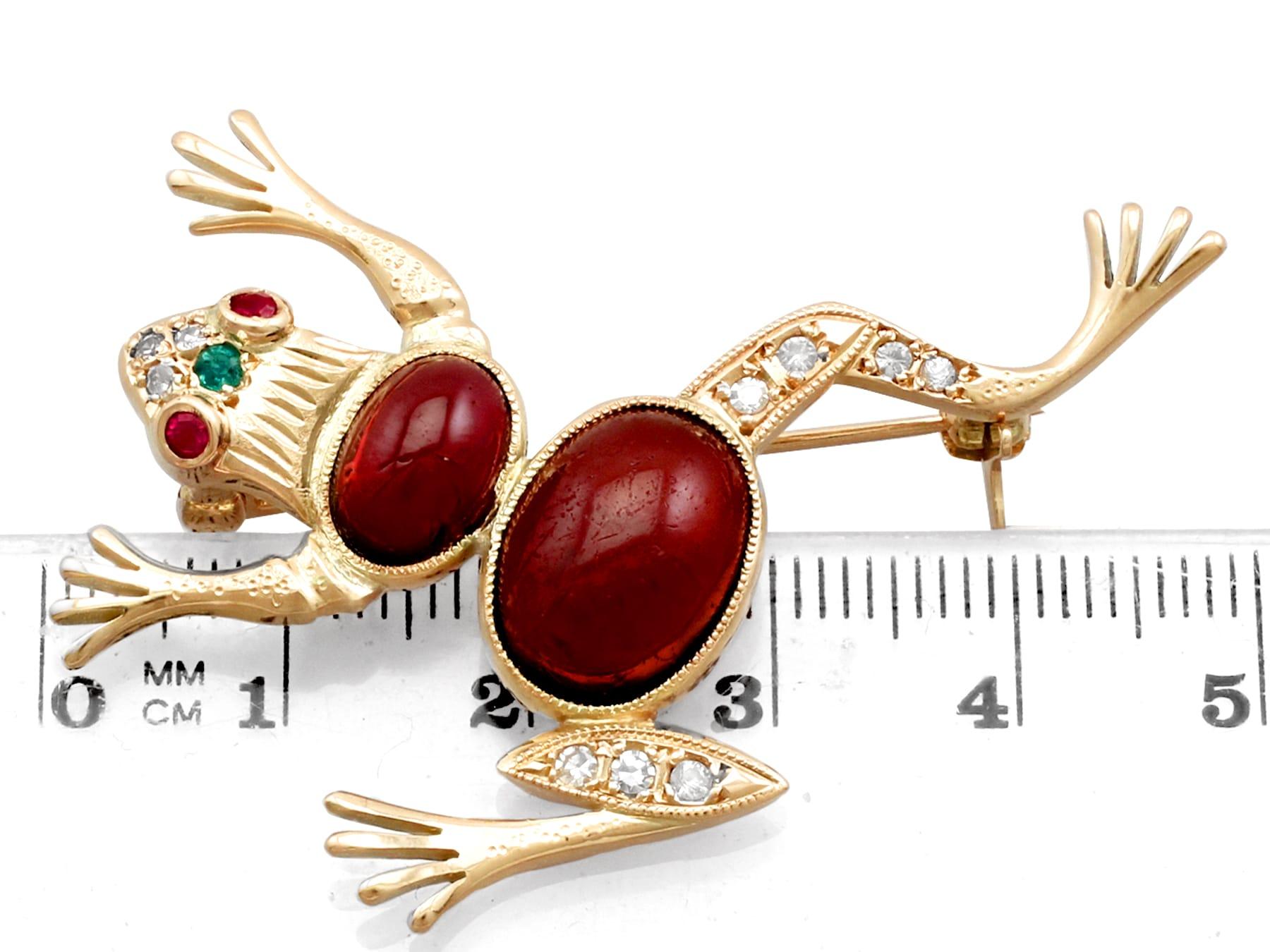1950s Yellow Gold Cabochon Cut Frog Brooch with Emerald Ruby Garnet and Diamond For Sale 2