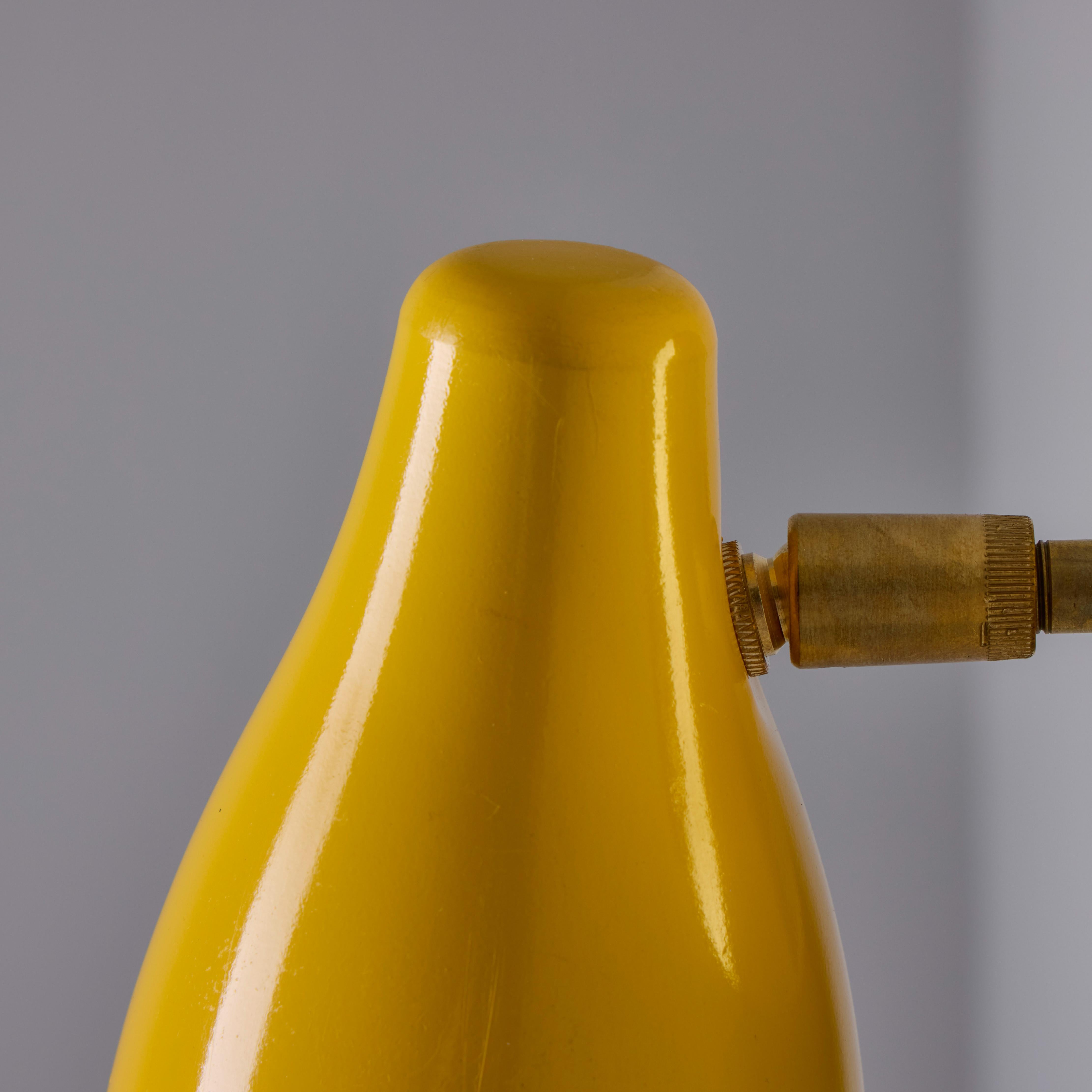 1950s Yellow Painted Metal & Brass Wall Lamp Attributed to Stilnovo For Sale 9