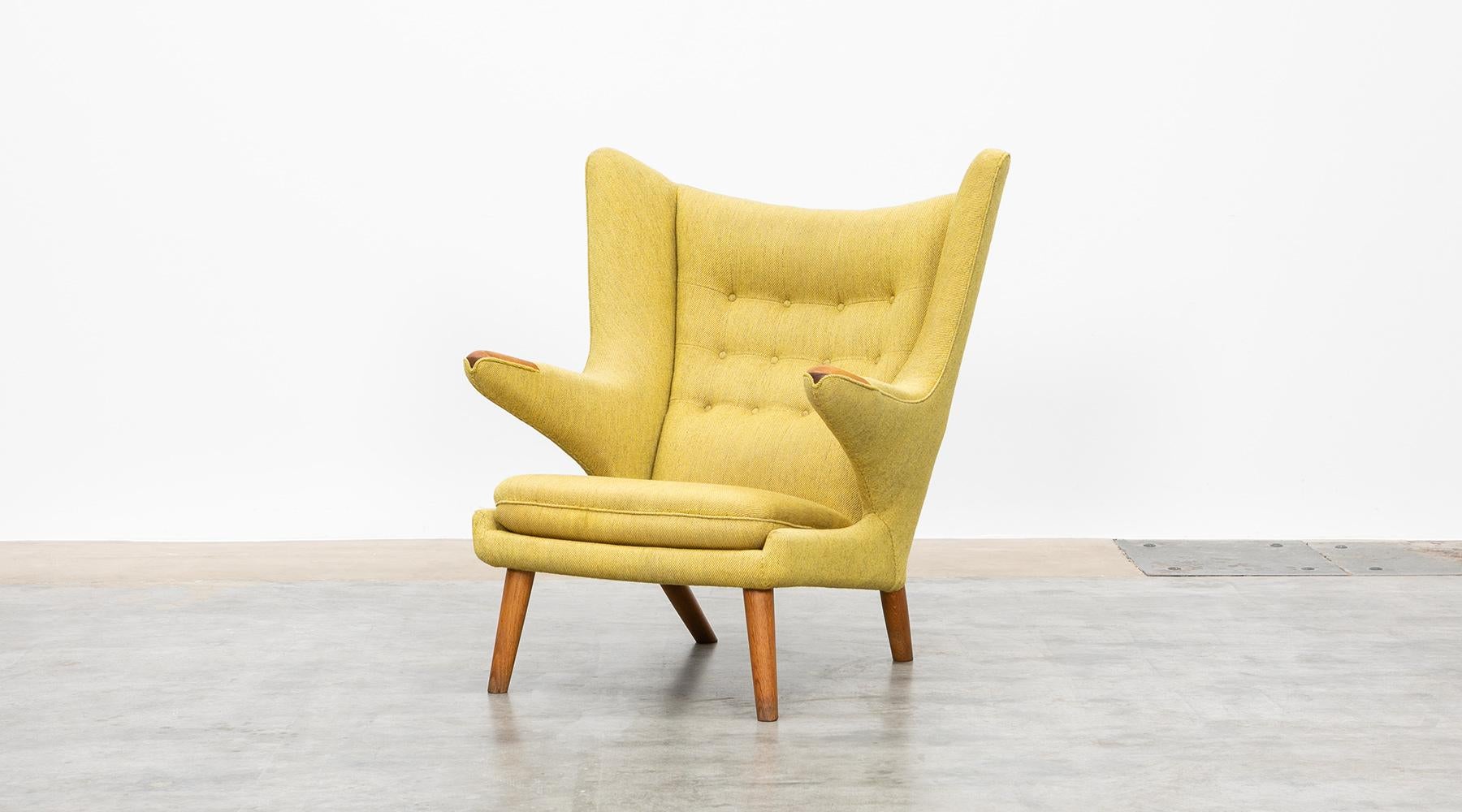 Papa Bear chair by Hans Wegner manufactured by A.P. Stolen with original fabric, Denmark, 1951

Beautiful original Papa Bear chair designed by Hans Wegner. This brilliant piece is in good condition and promises highest seating comfort. We have two