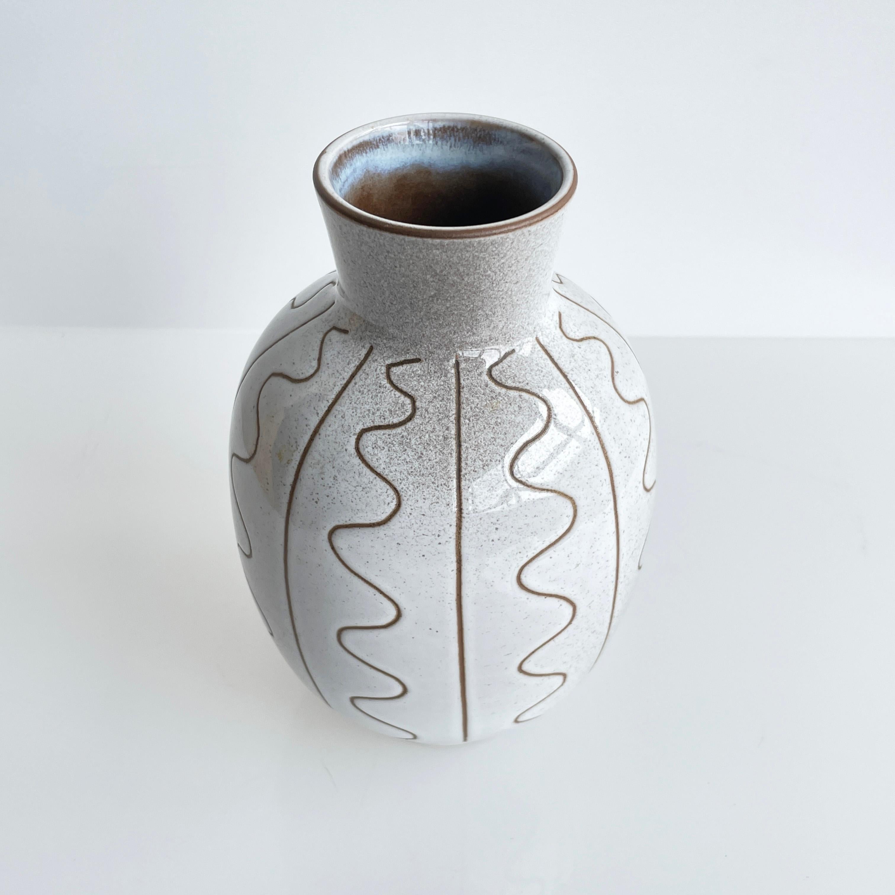 1950's Gustav Spörri Vase No. 1110/1 - Ziegler Schaffhausen 1
