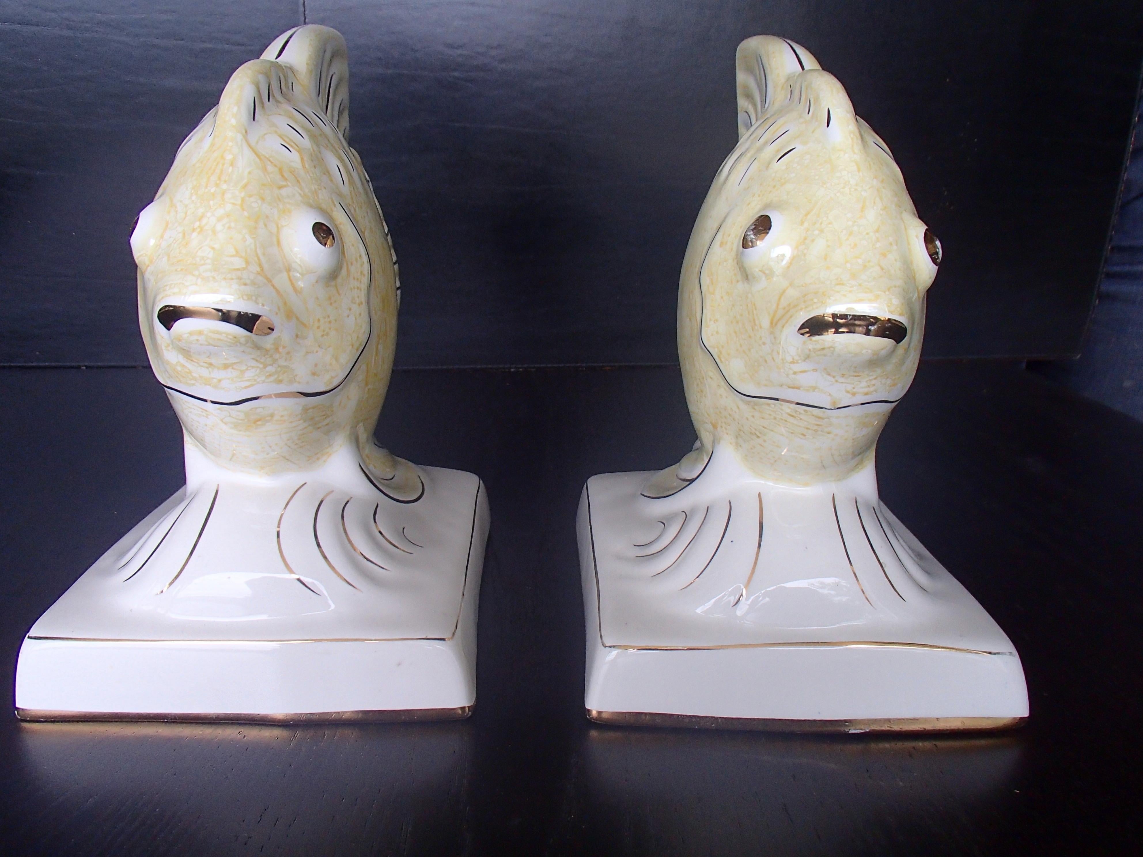 Portuguese 1950s Pair of Porcelaine Fishes as Bookend or Deco For Sale
