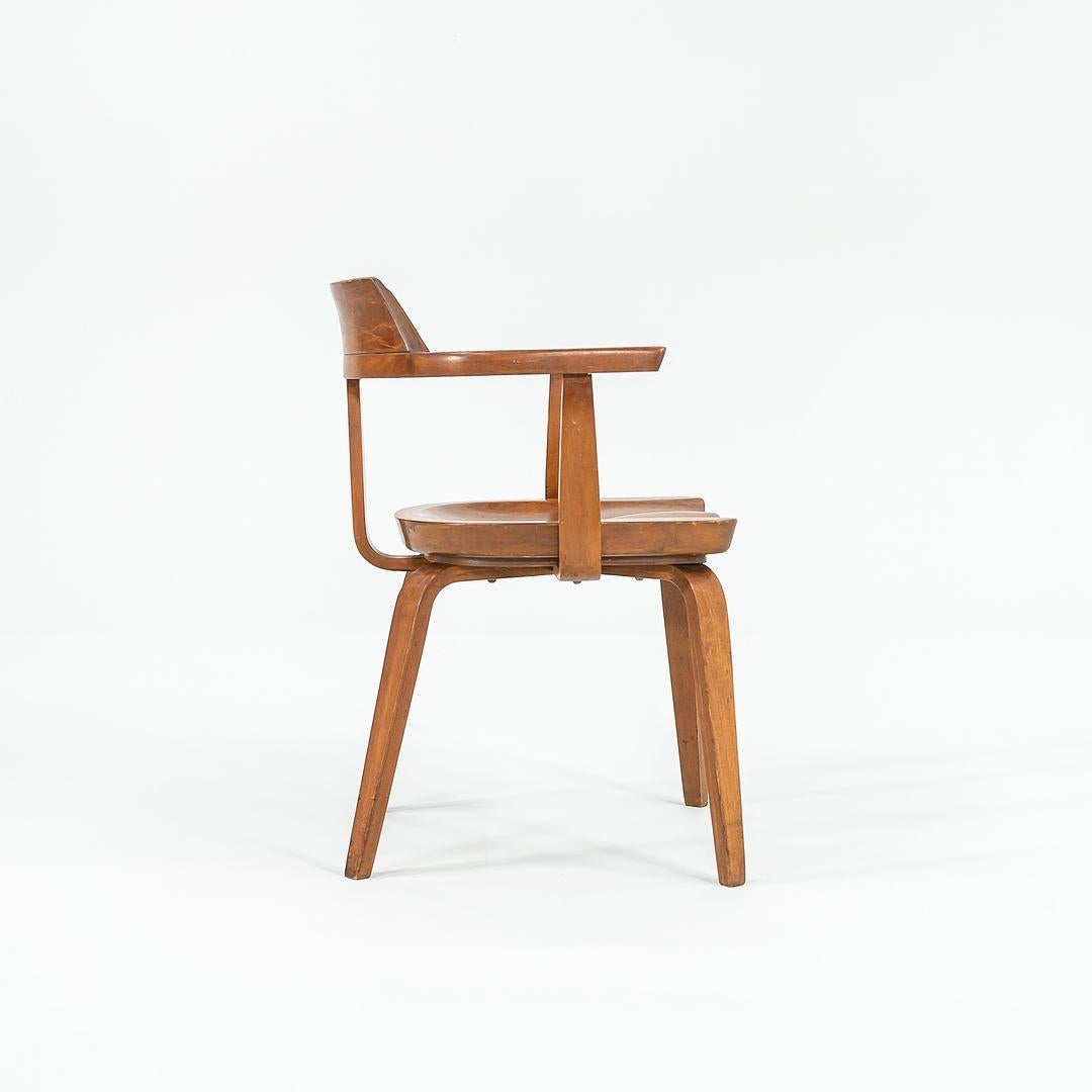 Fauteuil de salle à manger Bauhaus W199 conçu par Walter Gropius et Ben Thompson, 1951 en vente 3
