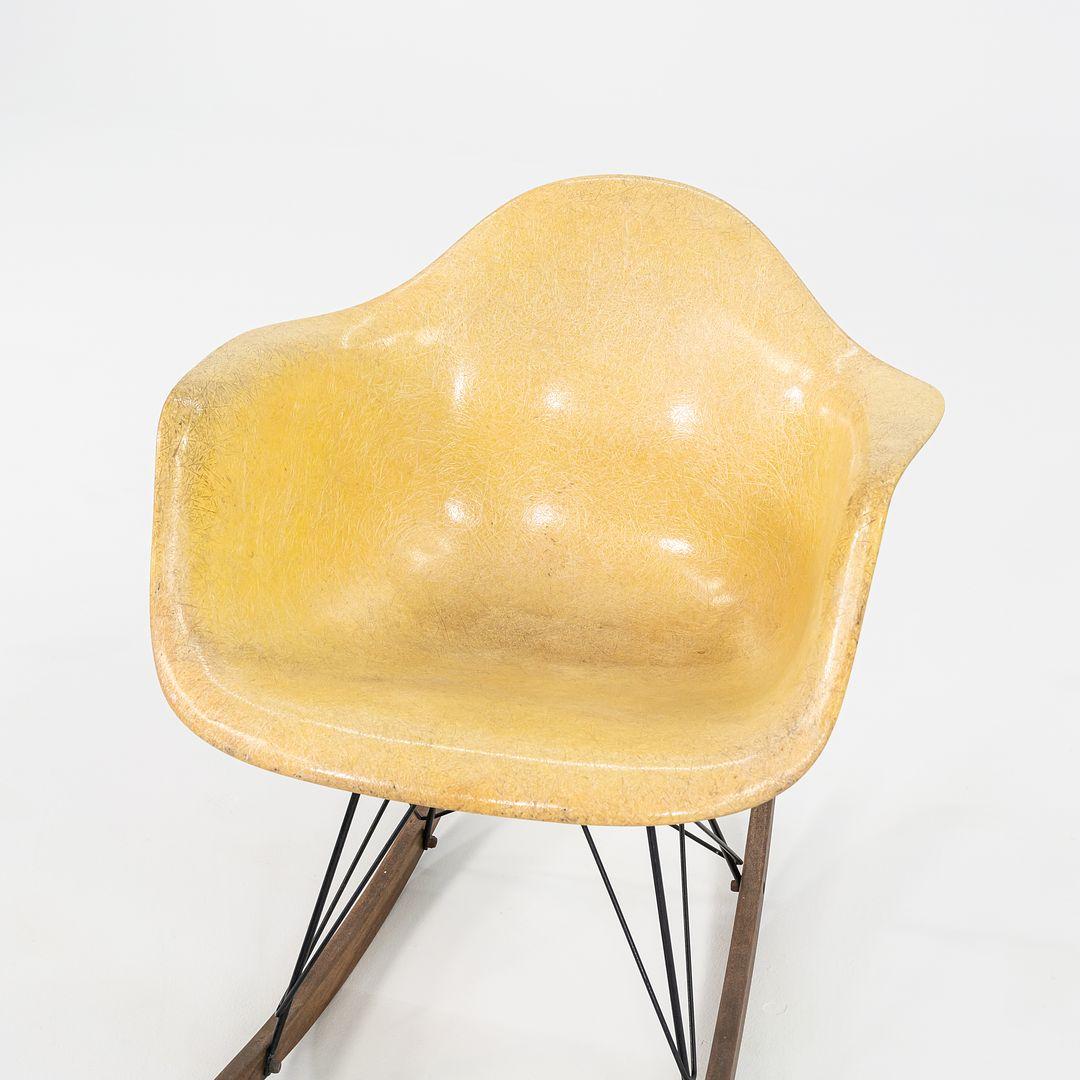 Modern 1951 Herman Miller Eames RAR Fiberglass Rocking Chair w/ Rope Edge & Zenith Tags For Sale