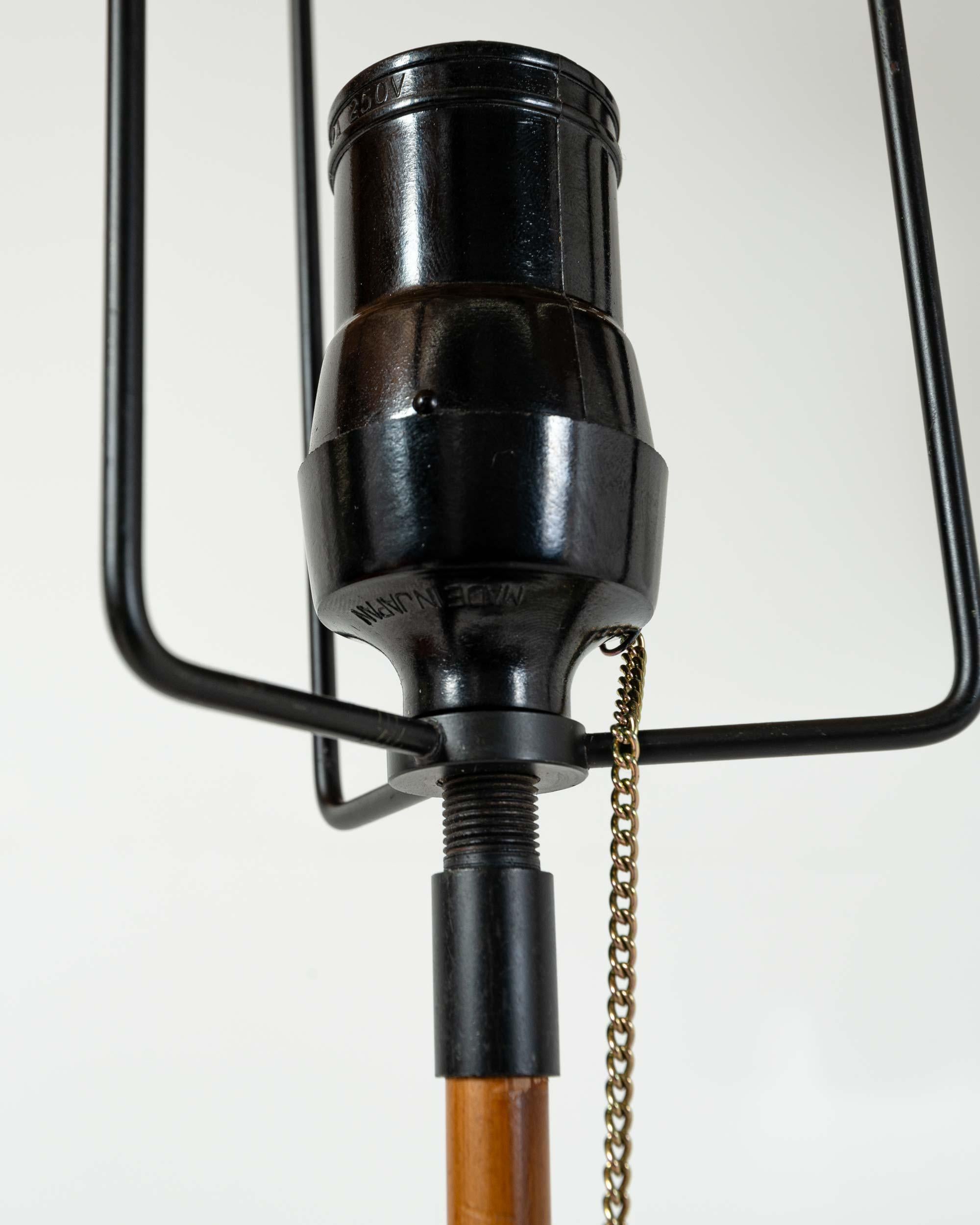1951 Isamu Noguchi Akari Lichtskulptur 70XL Schirm mit BB3 Sockel, neu, auf Lager und auf Lager im Angebot 12