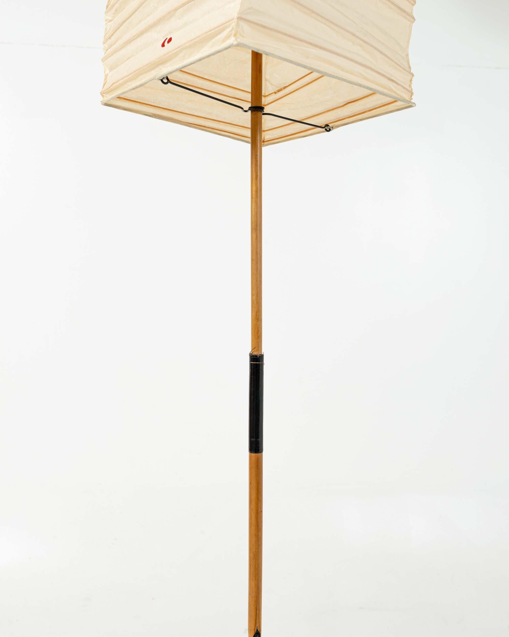 1951 Isamu Noguchi Akari Lichtskulptur 70XL Schirm mit BB3 Sockel, neu, auf Lager und auf Lager im Angebot 1