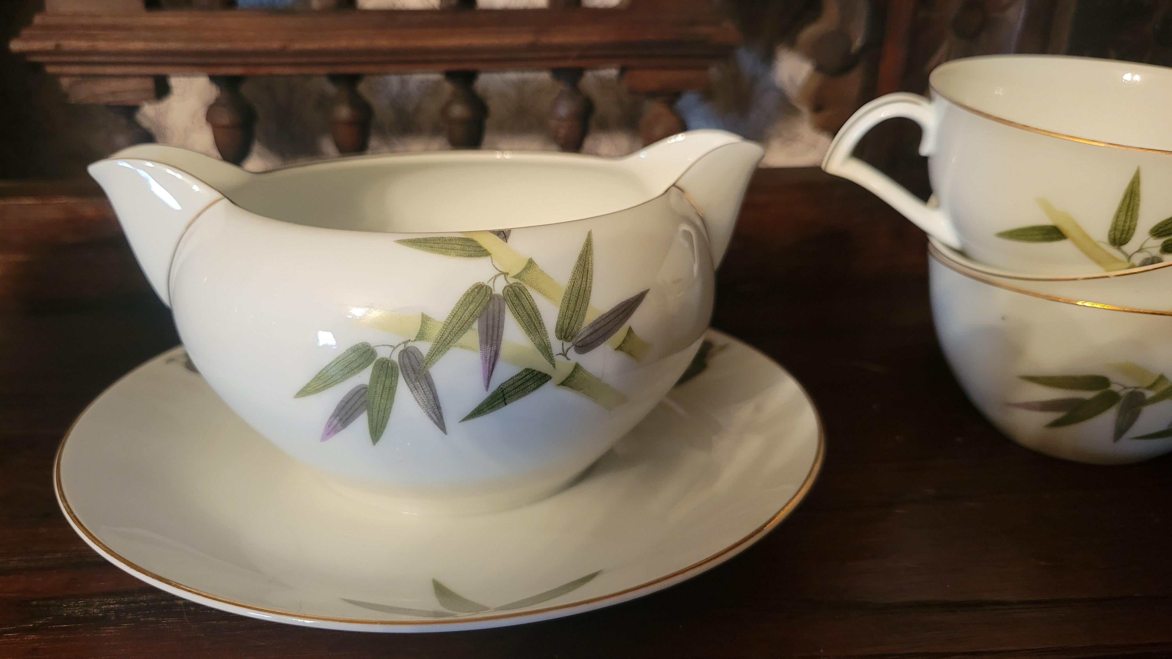 1951 Narumi Japan 'Spring Bamboo' Fine China - 8 Person Set For Sale 2
