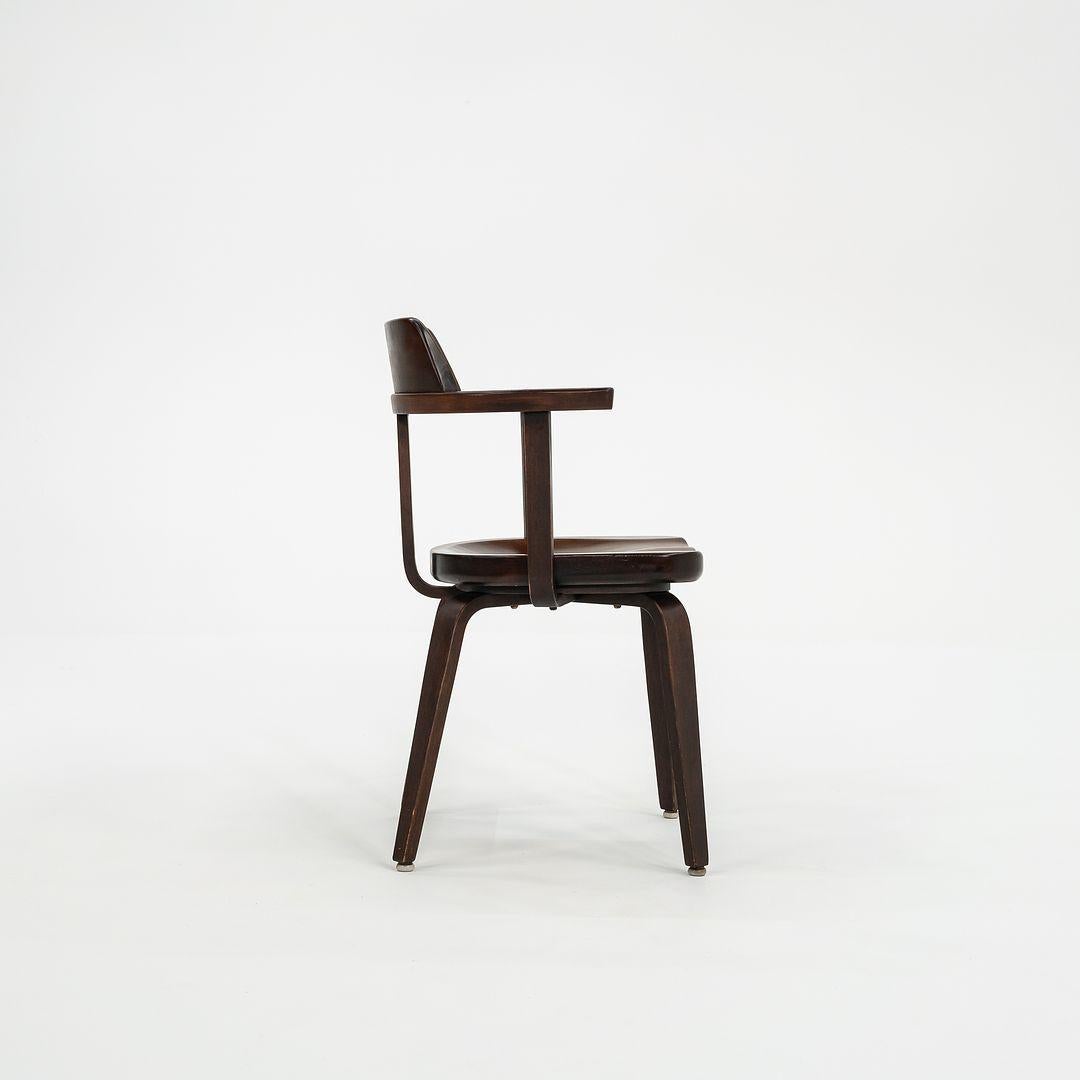 Moderne 1951 Ensemble de 4 chaises à accoudoirs Bauhaus W199 par Walter Gropius et Ben Thompson en vente