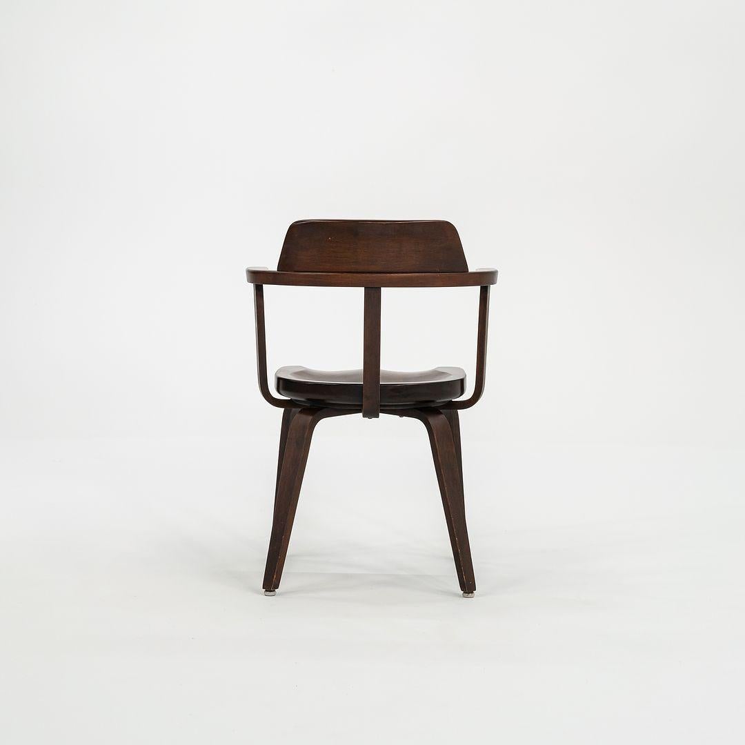 Bouleau 1951 Ensemble de 4 chaises à accoudoirs Bauhaus W199 par Walter Gropius et Ben Thompson en vente