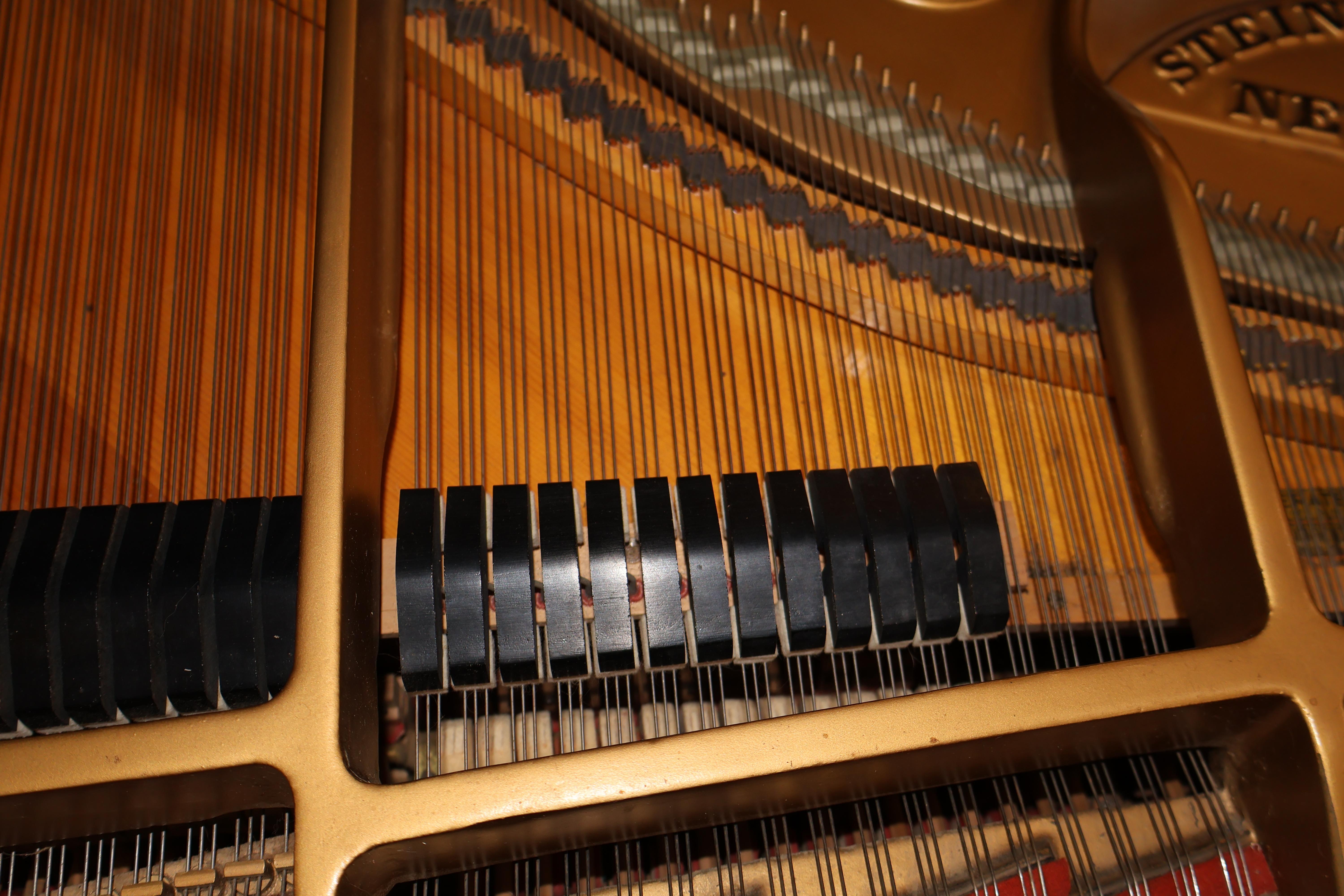 1951 Steinway Walnut Model M Baby Grand Piano 5'7