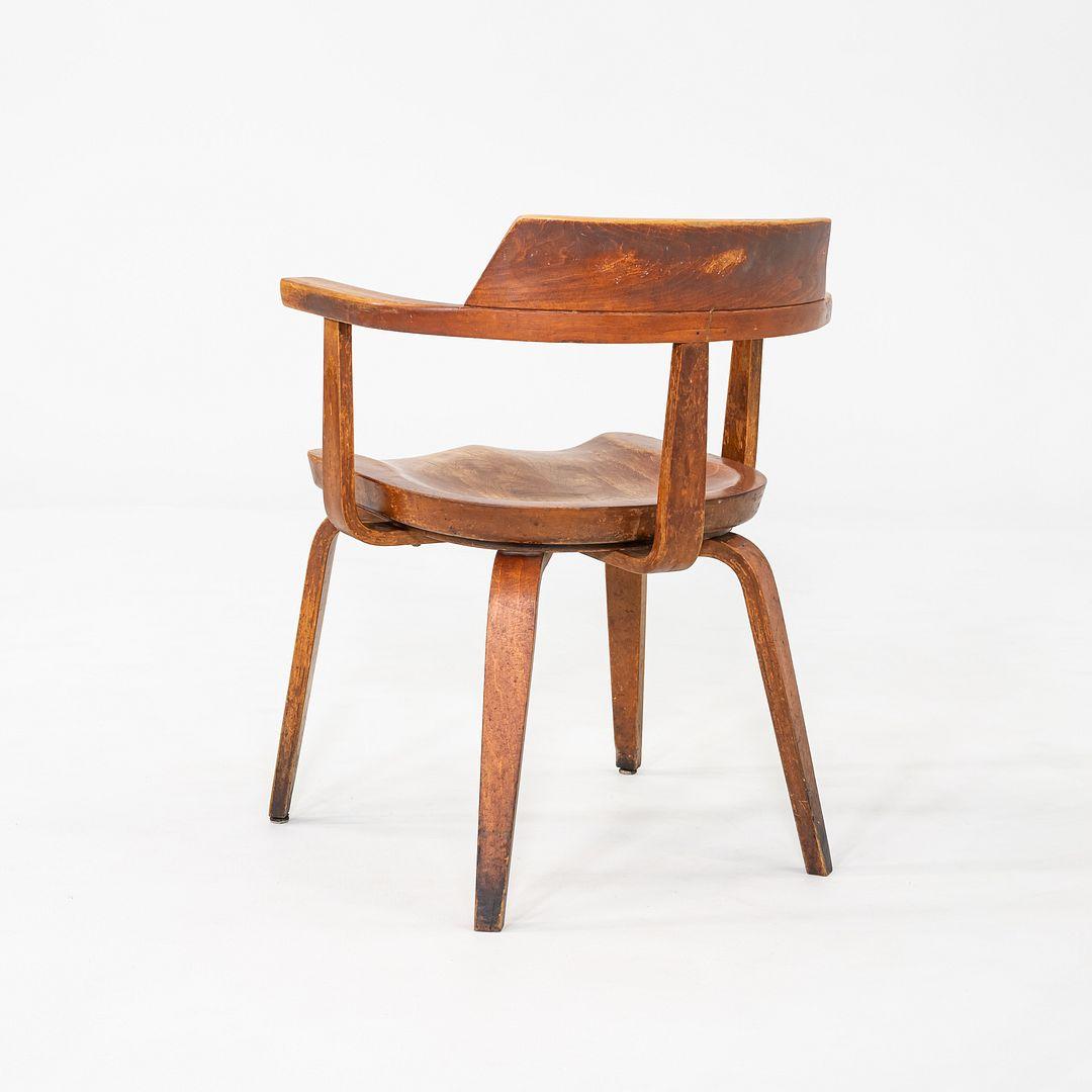 1951 W199 Dining Armchair by Walter Gropius and Ben Thompson for Thonet in Birch For Sale 1
