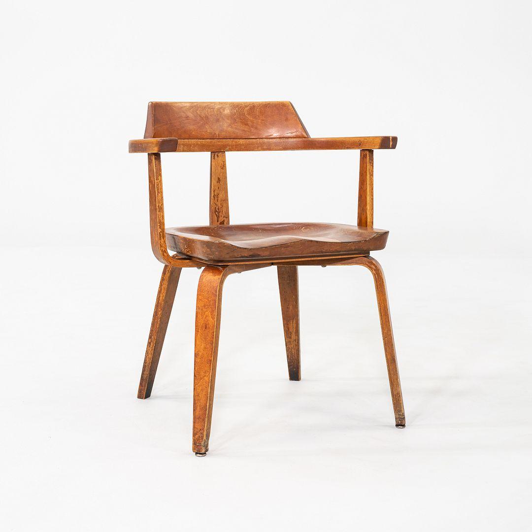 1951 W199 Dining Armchair by Walter Gropius and Ben Thompson for Thonet in Birch For Sale 3
