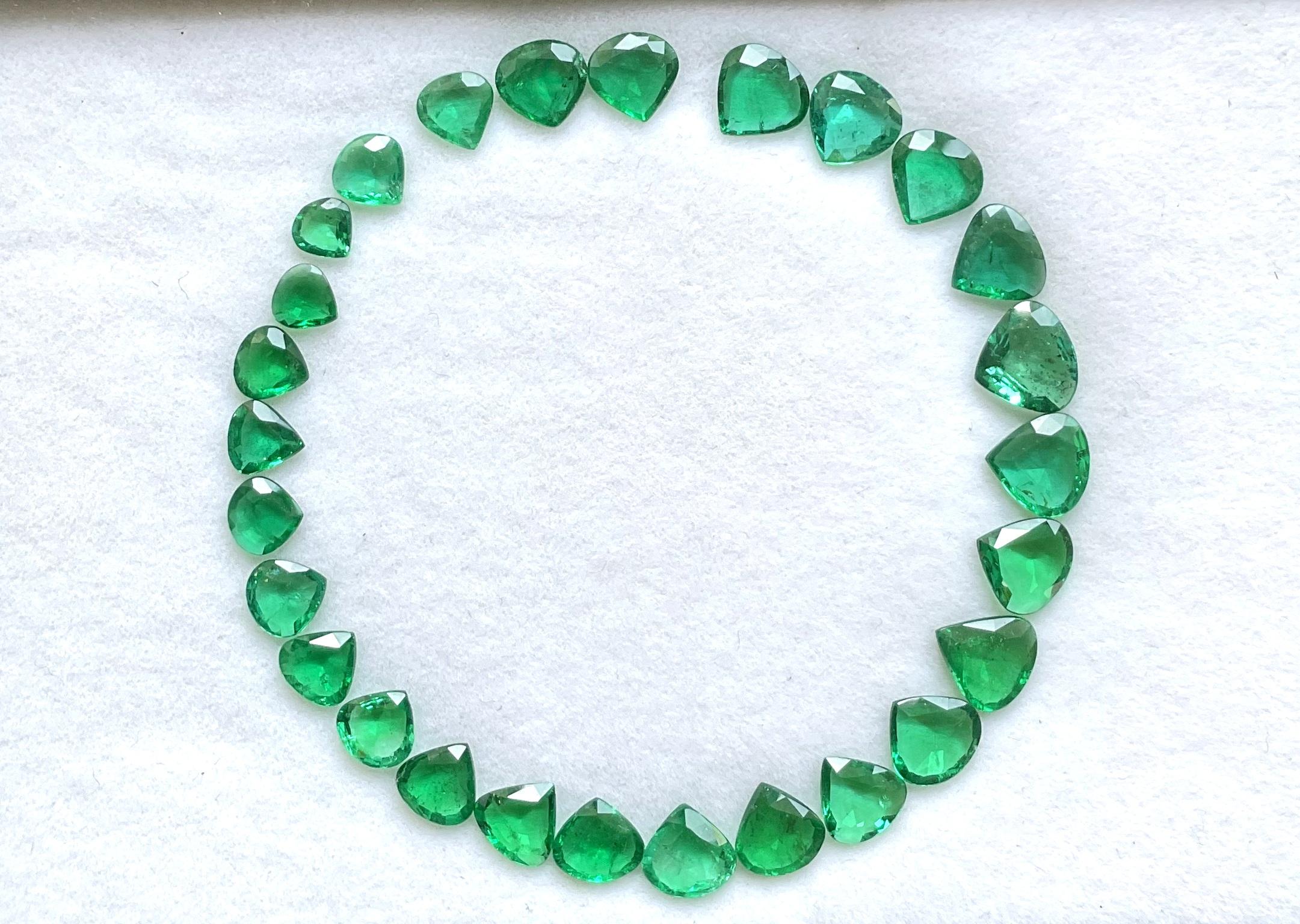 Zambian Emerald Heart Layout Suite Faceted Cut stone Loose Gemstone for Jewelry
Weight: 19.52 Carats
Size: 4x4 To 7x8 MM
Pieces: 27
Shape: Heart