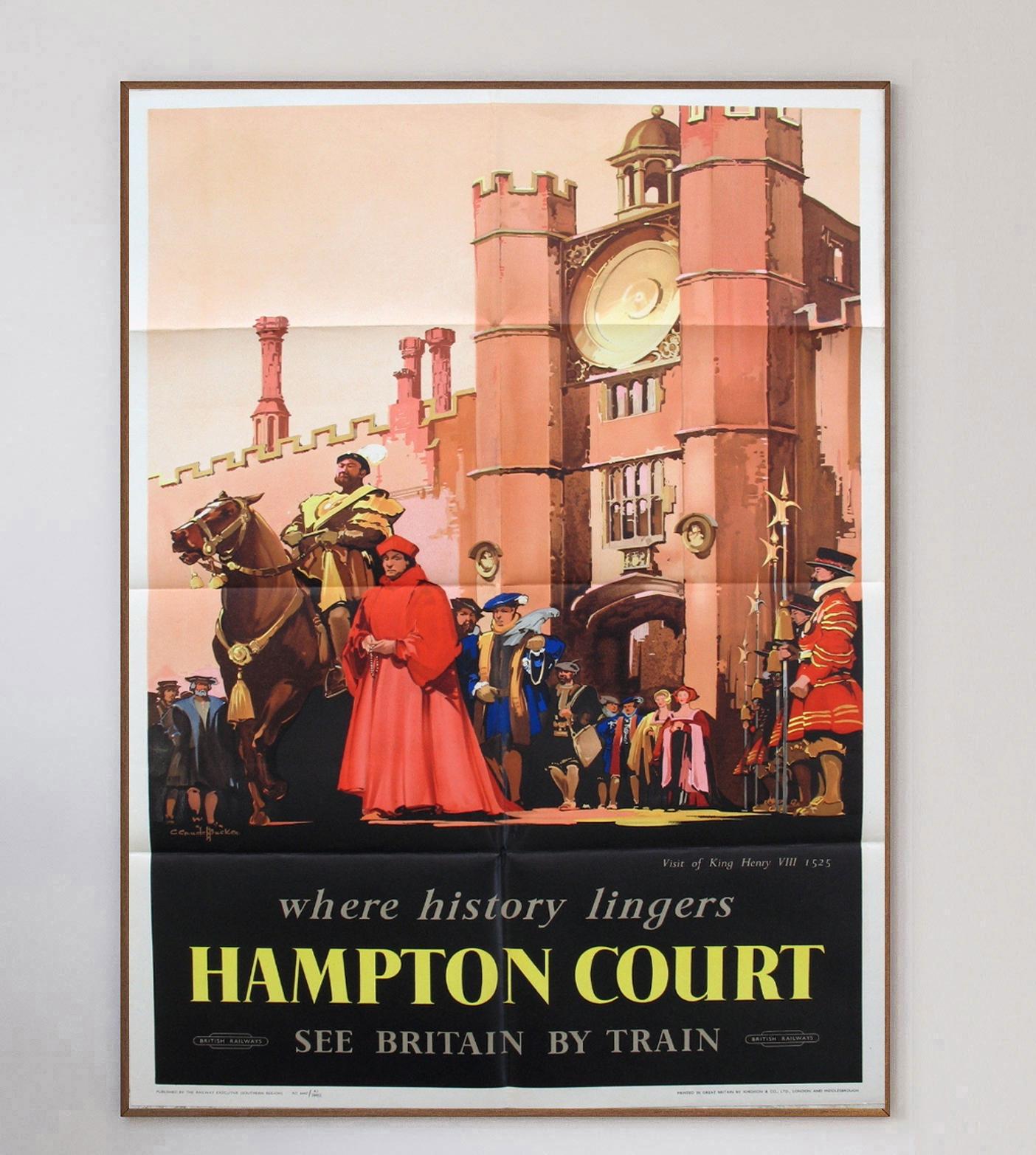 Dieses schöne Plakat wurde 1952 von British Railways erstellt und wirbt für Strecken nach Hampton Court in Richmond upon Thames, London, England. Der Künstler Claude Henry Buckle (1905-73) schuf eine kleine Serie dieser Plakate, um die historische