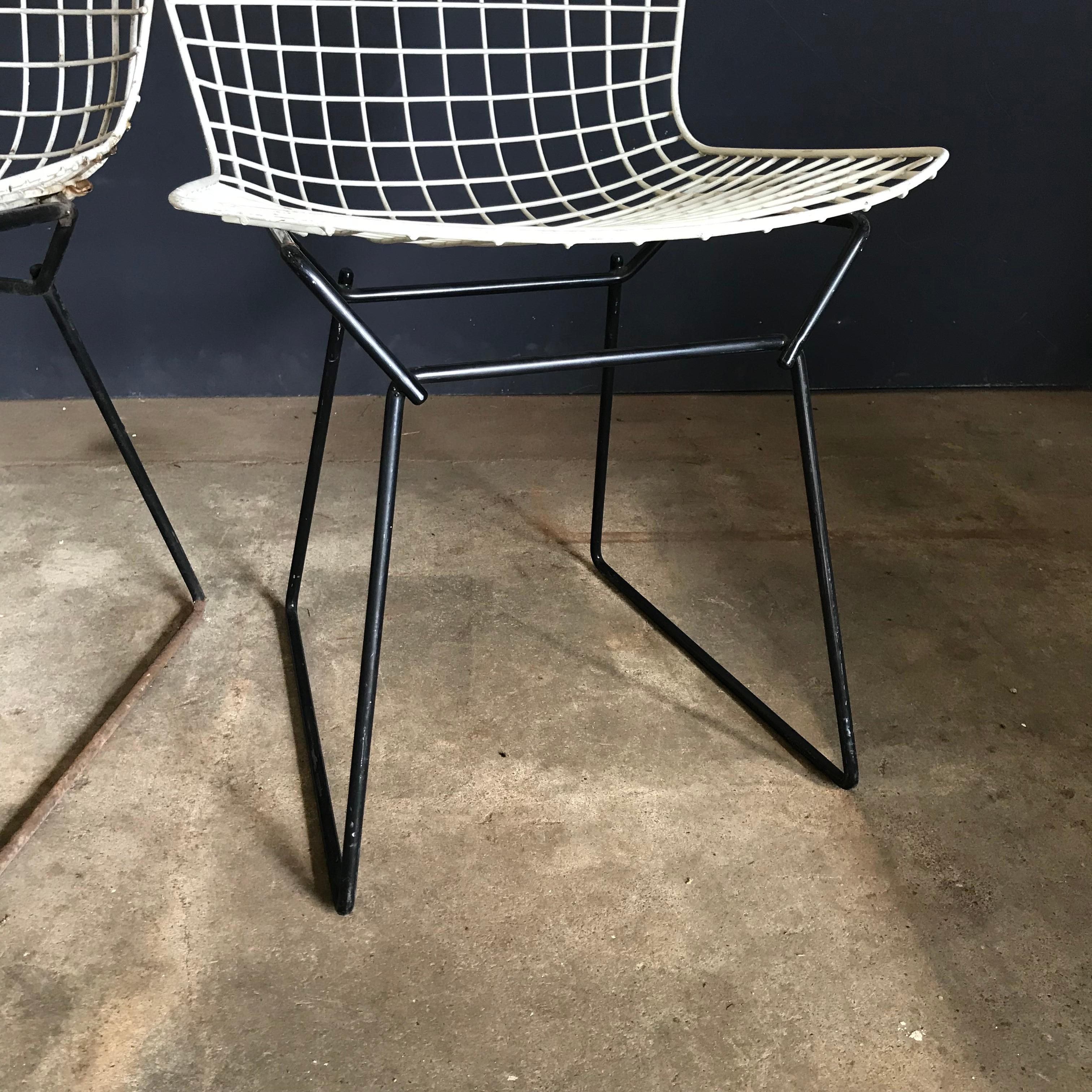 1952, Harrie Bertoia for Knoll International a Set of Wire Dining Chairs For Sale 11