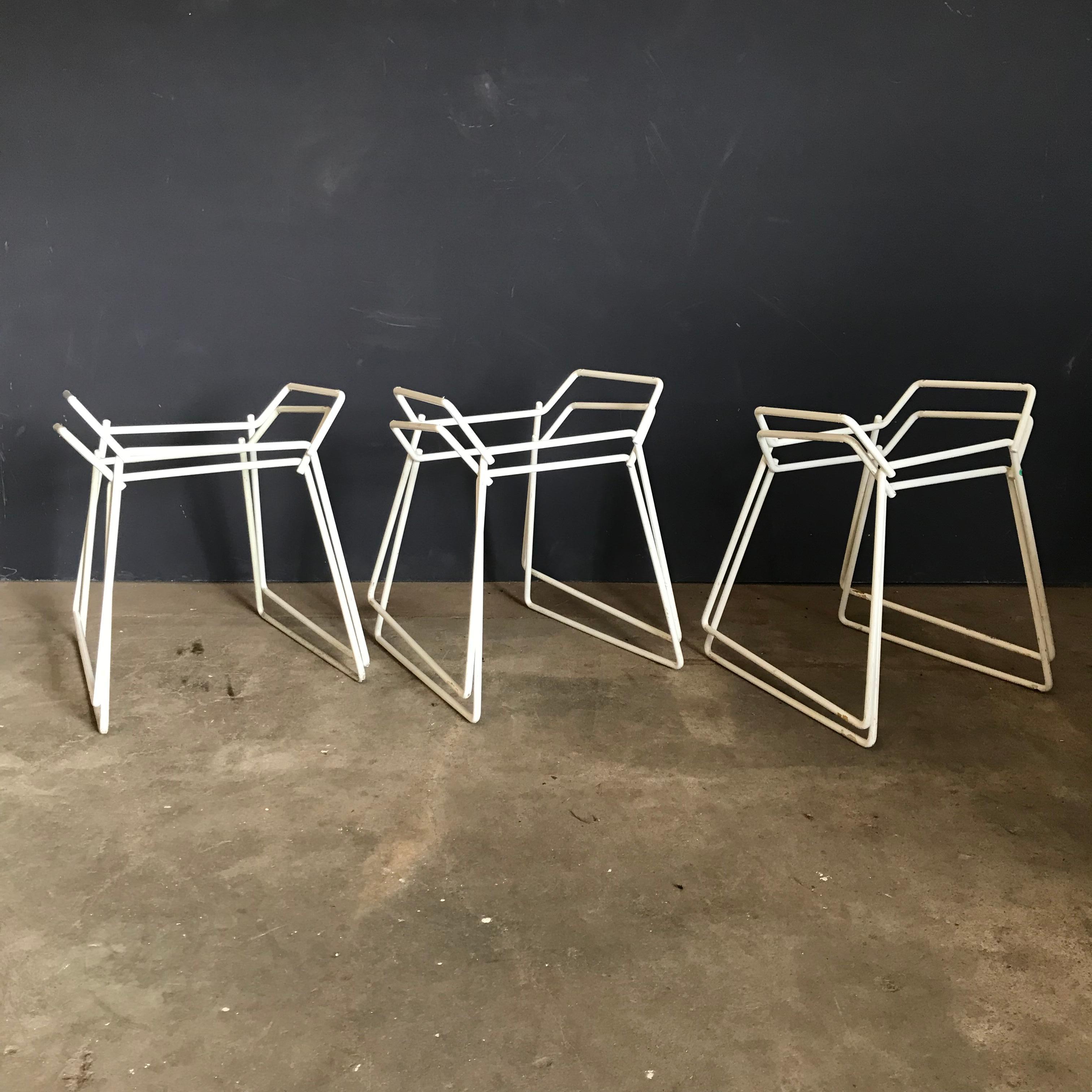 1952, Harrie Bertoia for Knoll International a Set of Wire Dining Chairs 2
