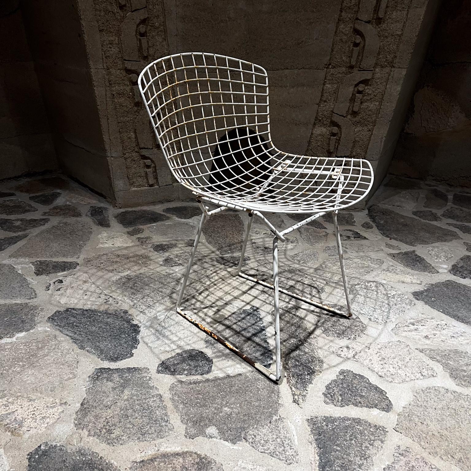Mid-Century Modern 1952 Harry Bertoia Distressed Side Chair White
