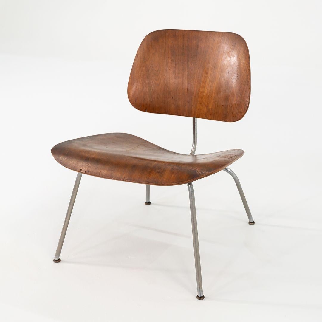 1952 Herman Miller Eames LCM Lounge Chair in Walnut and Steel For Sale 1