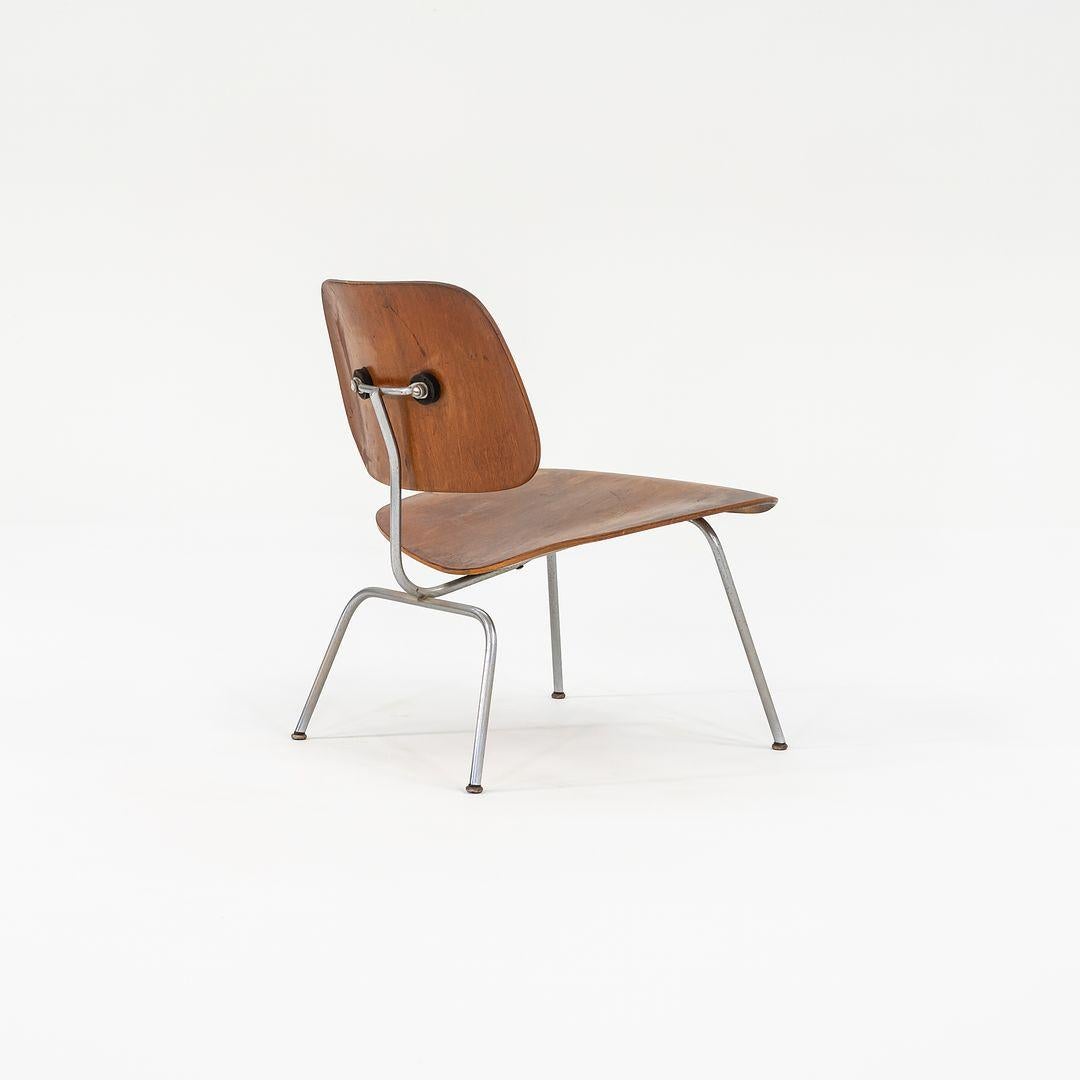 1952 Herman Miller Eames LCM Lounge Chair in Walnut and Steel For Sale 3