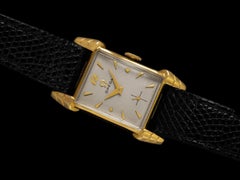 1952 Omega Mid-Century Vintage Mens Midsized Sculptured Watch - 14K Gold