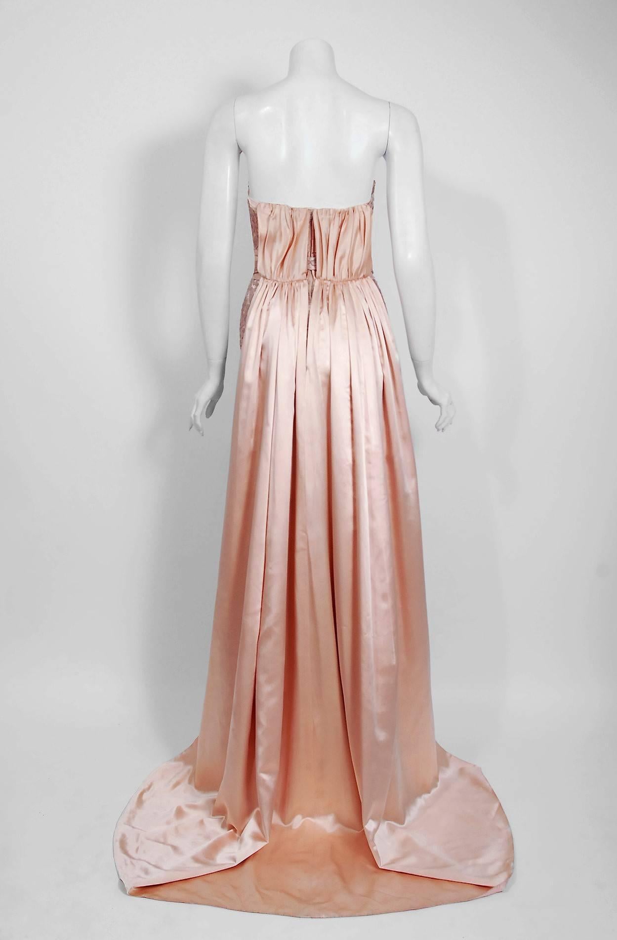 Vintage 1952 Pierre Balmain Couture Pale-Pink Silk Lace Strapless Trained Gown  In Good Condition In Beverly Hills, CA