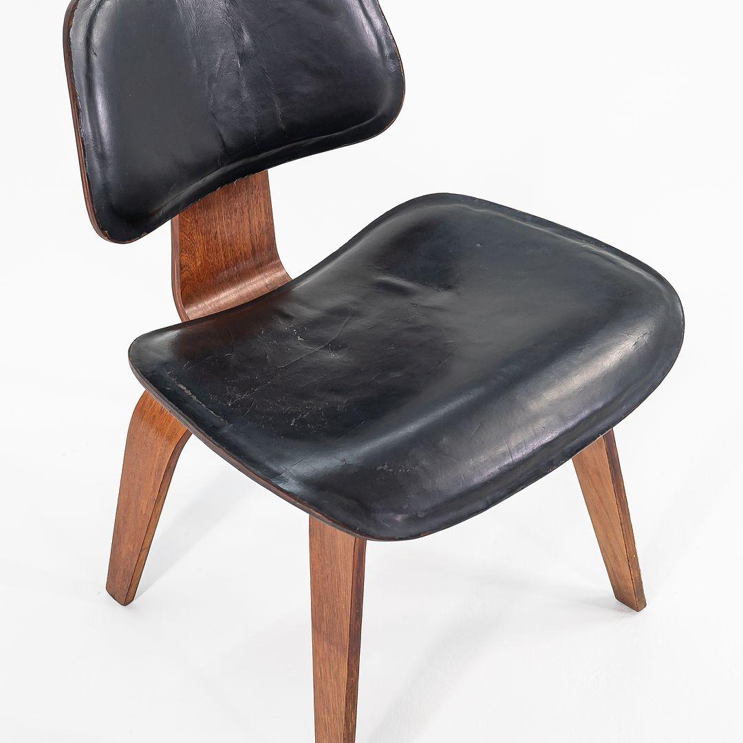 1952 Rare Herman Miller Eames DCW Dining Chair in Walnut w/ Leather Upholstery For Sale 5