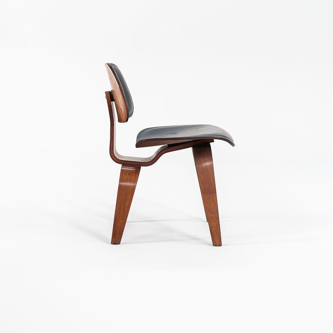 1952 Rare Herman Miller Eames DCW Dining Chair in Walnut w/ Leather Upholstery For Sale 1