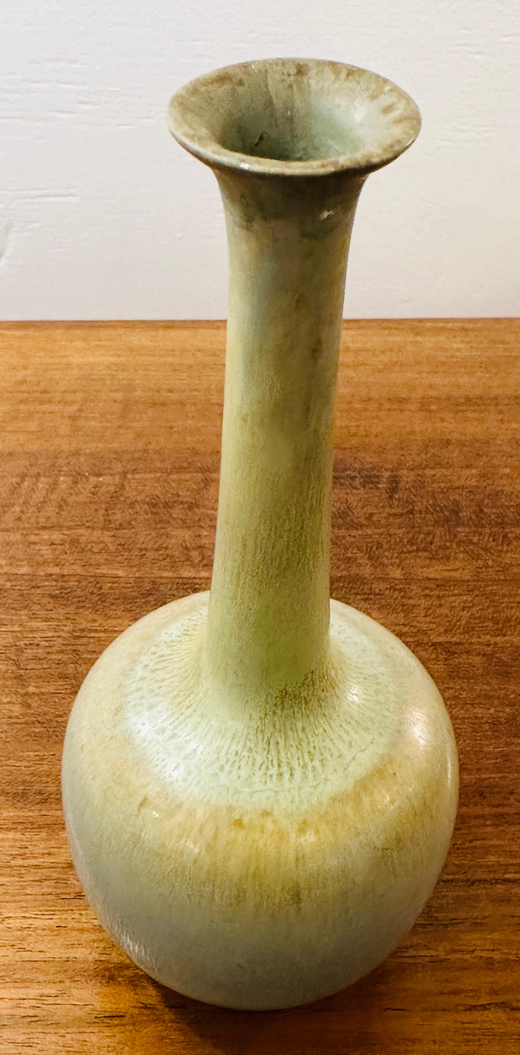 1952 Swedish Light Brown-Green Stoneware Vase by Berndt Friberg for Gustavsberg For Sale 4