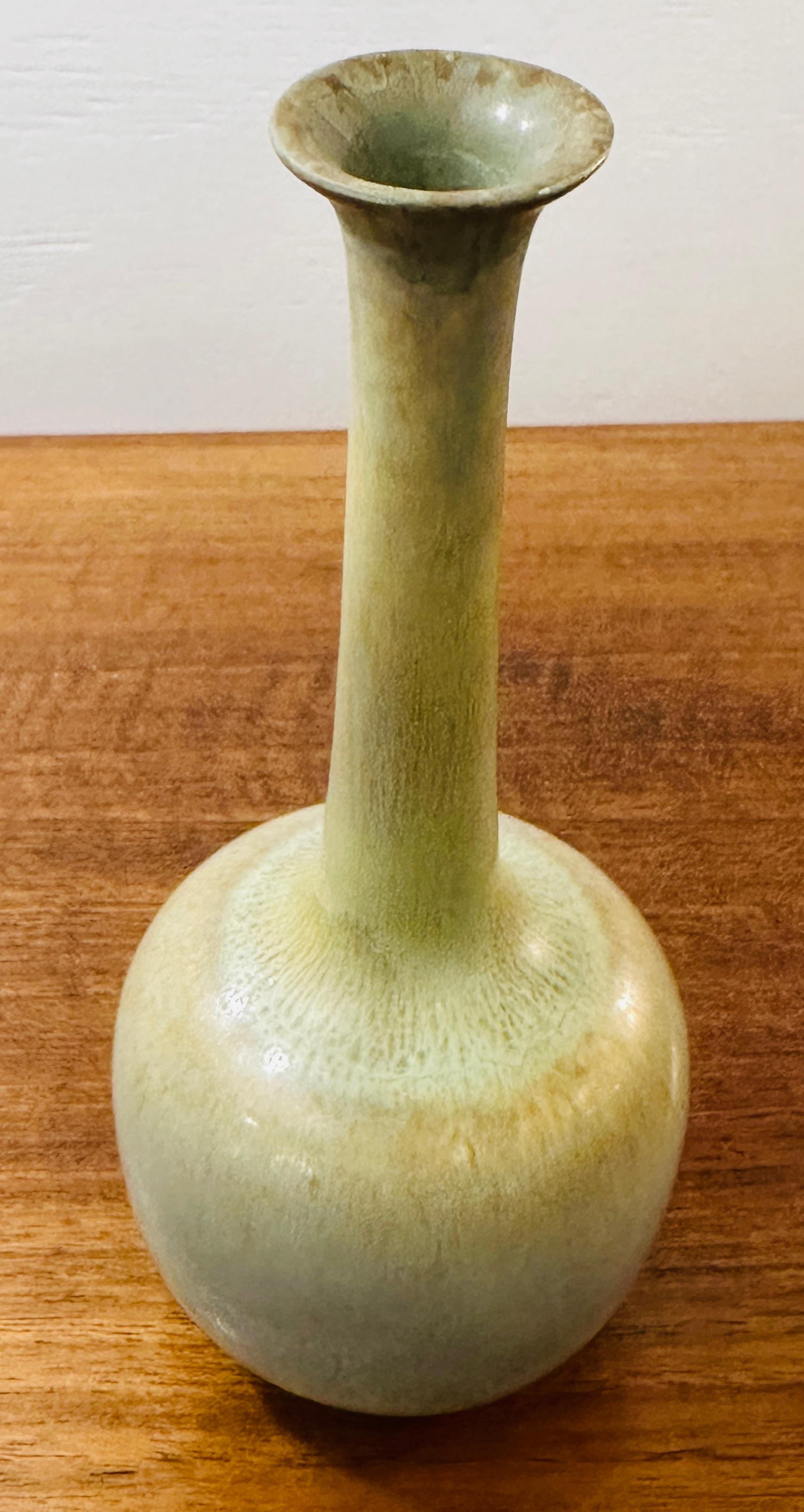 1952 Swedish Light Brown-Green Stoneware Vase by Berndt Friberg for Gustavsberg For Sale 3