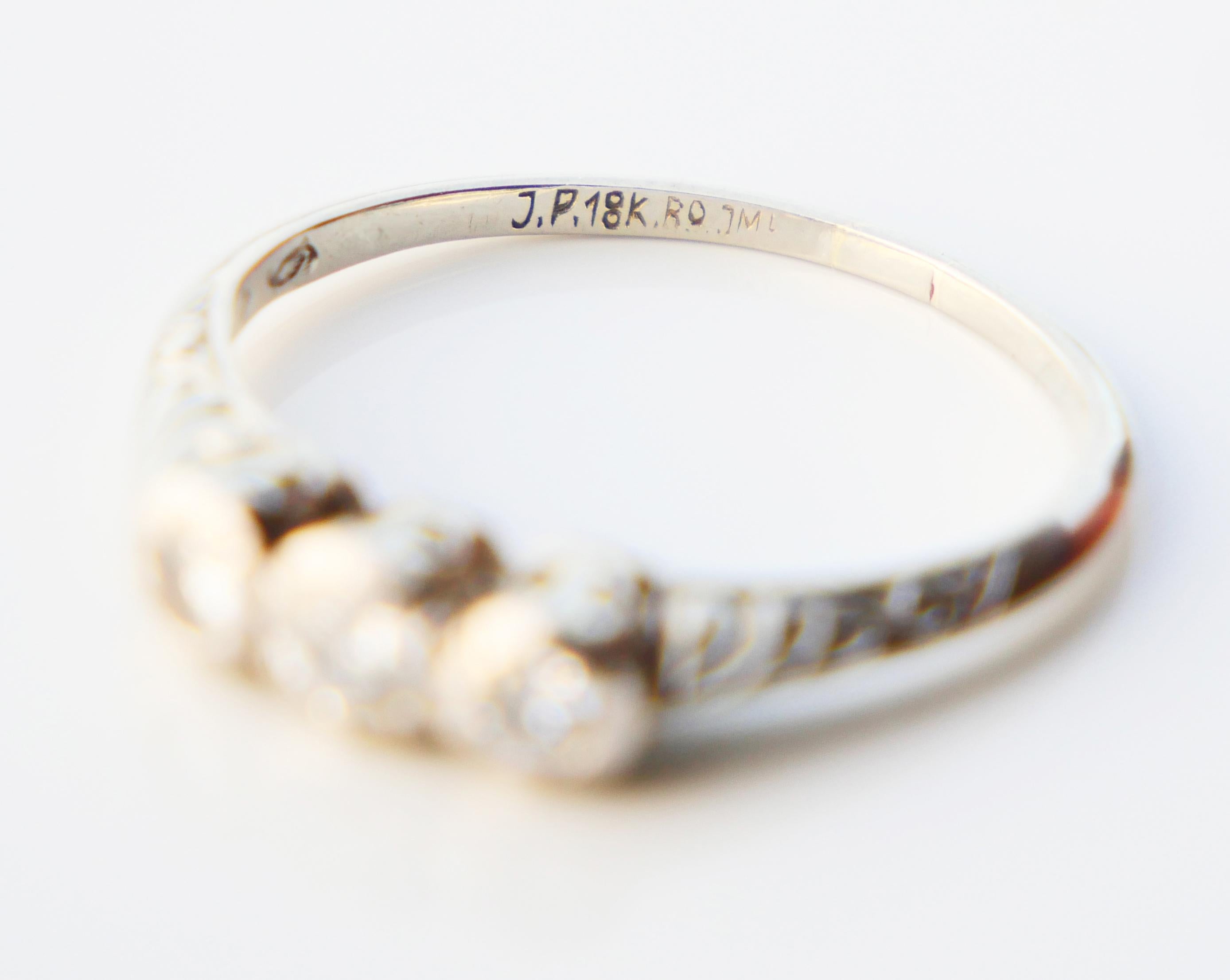 1952 Three Stones Ring 0.7 ctw Diamonds solid 18K White Gold Ø 7.25US / 2.4gr For Sale 8