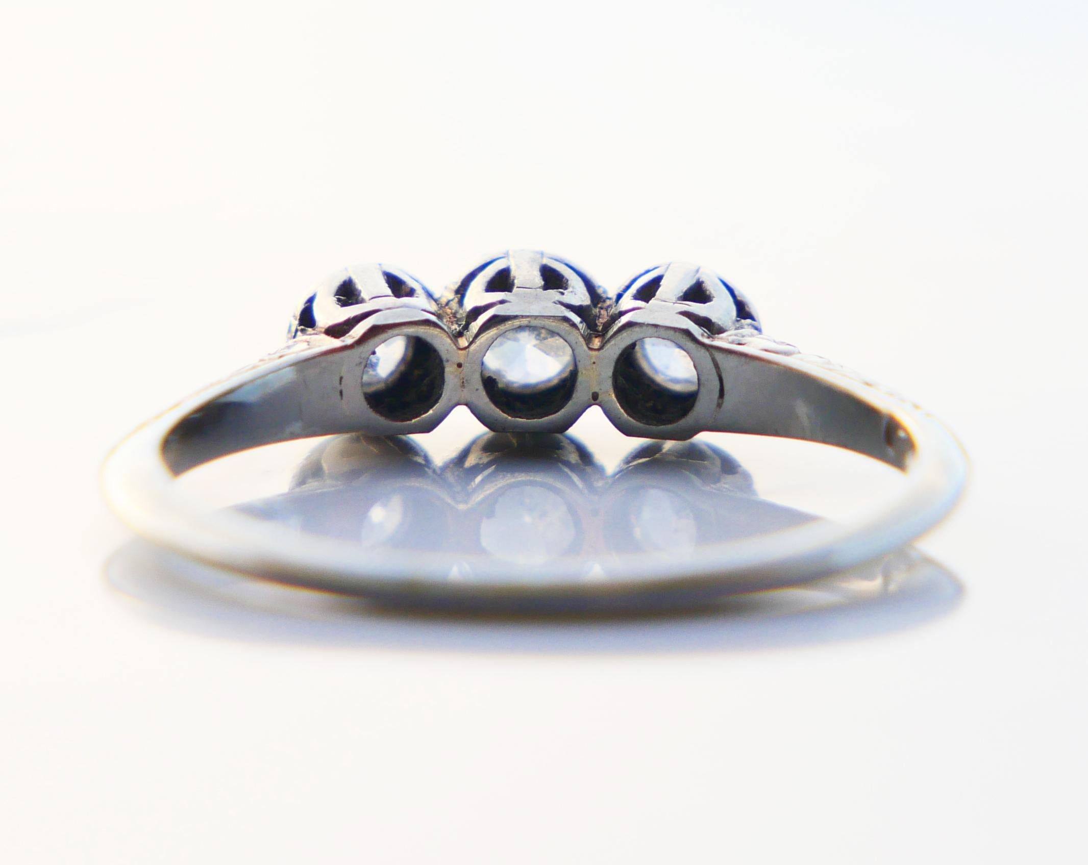 1952 Three Stones Ring 0.7 ctw Diamonds solid 18K White Gold Ø 7.25US / 2.4gr For Sale 6