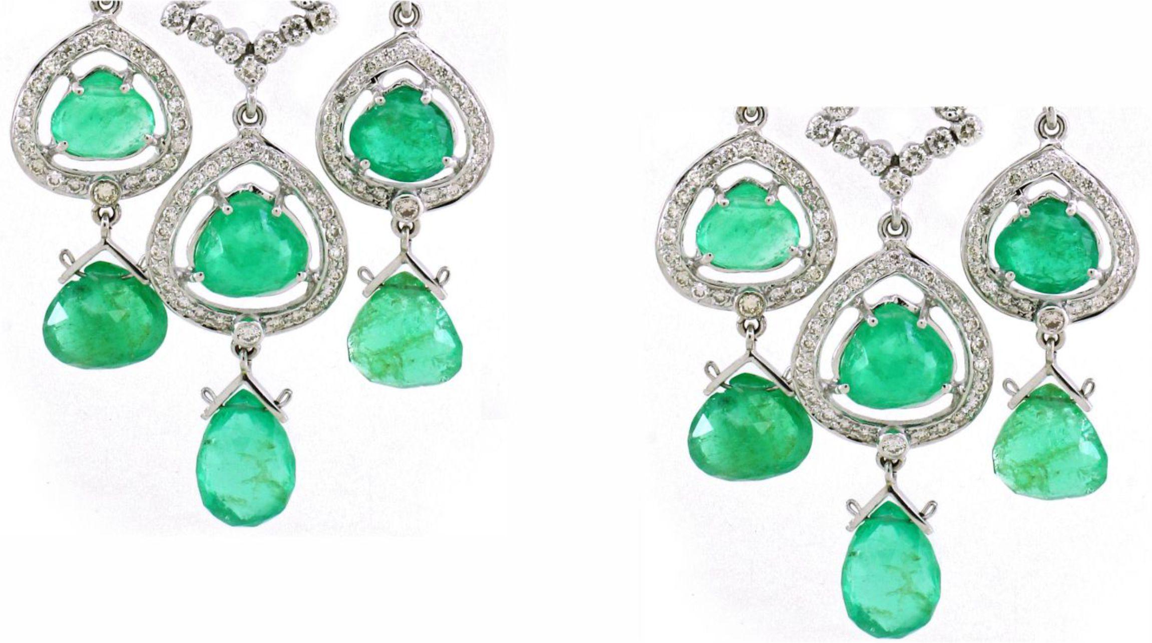 Modern 19.53 cts of Emerald Chandelier earrings For Sale